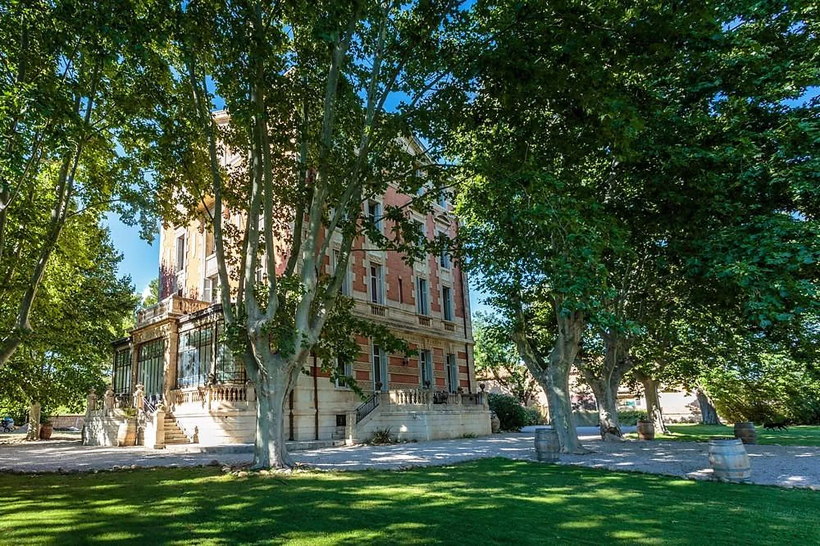 Lieux événementiels, CHÂTEAU LA BEAUMETANE