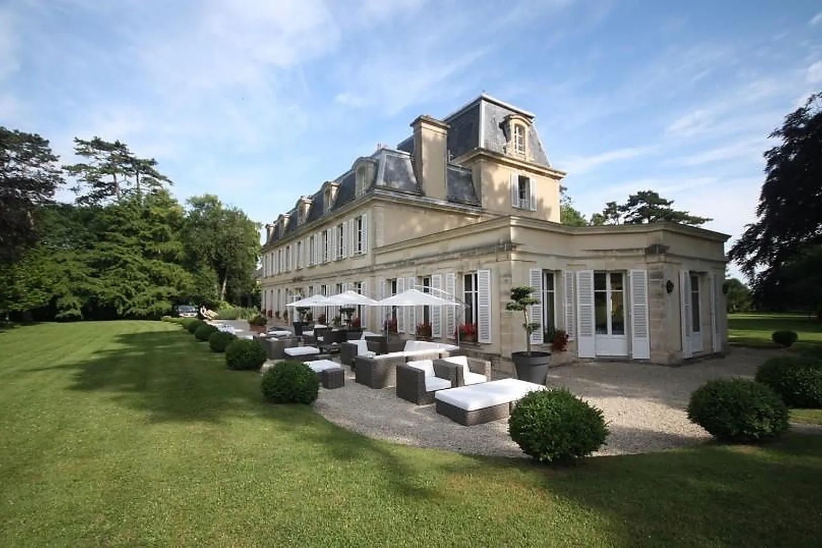 Lieux événementiels, CHÂTEAU LA CHENEVIÈRE