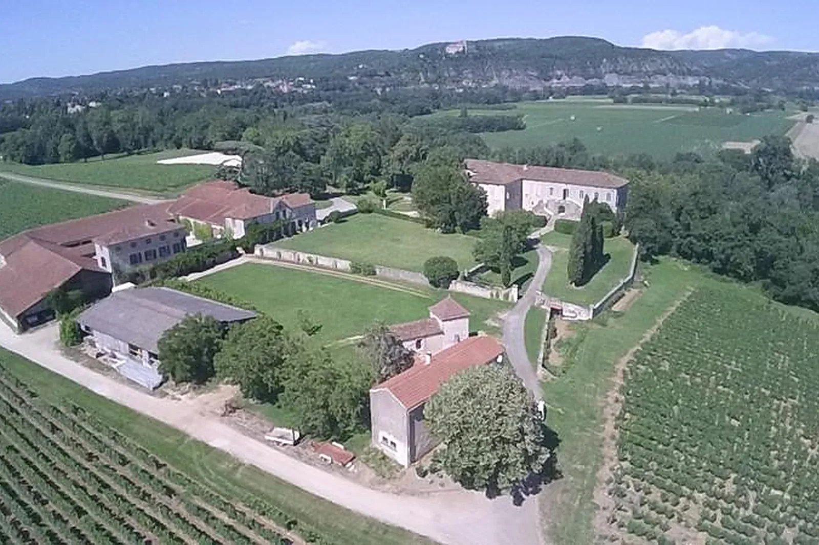 Lieux événementiels, CHÂTEAU LES BOUYSSES