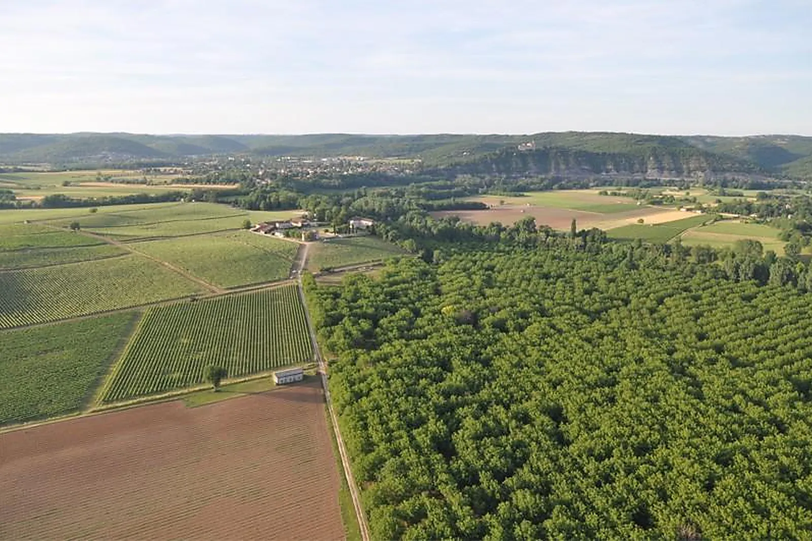 Lieux événementiels, CHÂTEAU LES BOUYSSES
