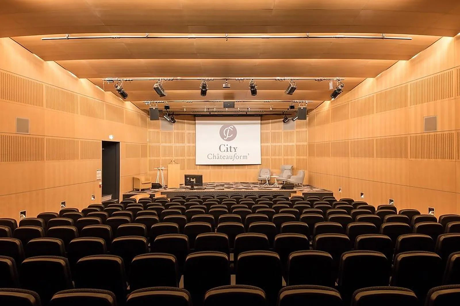 Lieux événementiels, CHÂTEAUFORM'LE METROPOLITAN