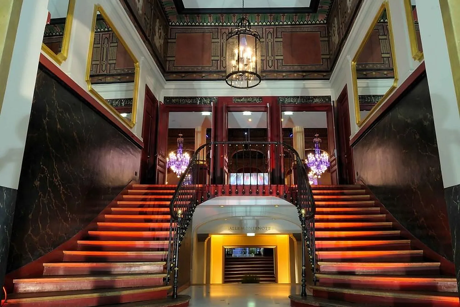 Lieux événementiels, CHÂTEAUFORM'SALLE WAGRAM