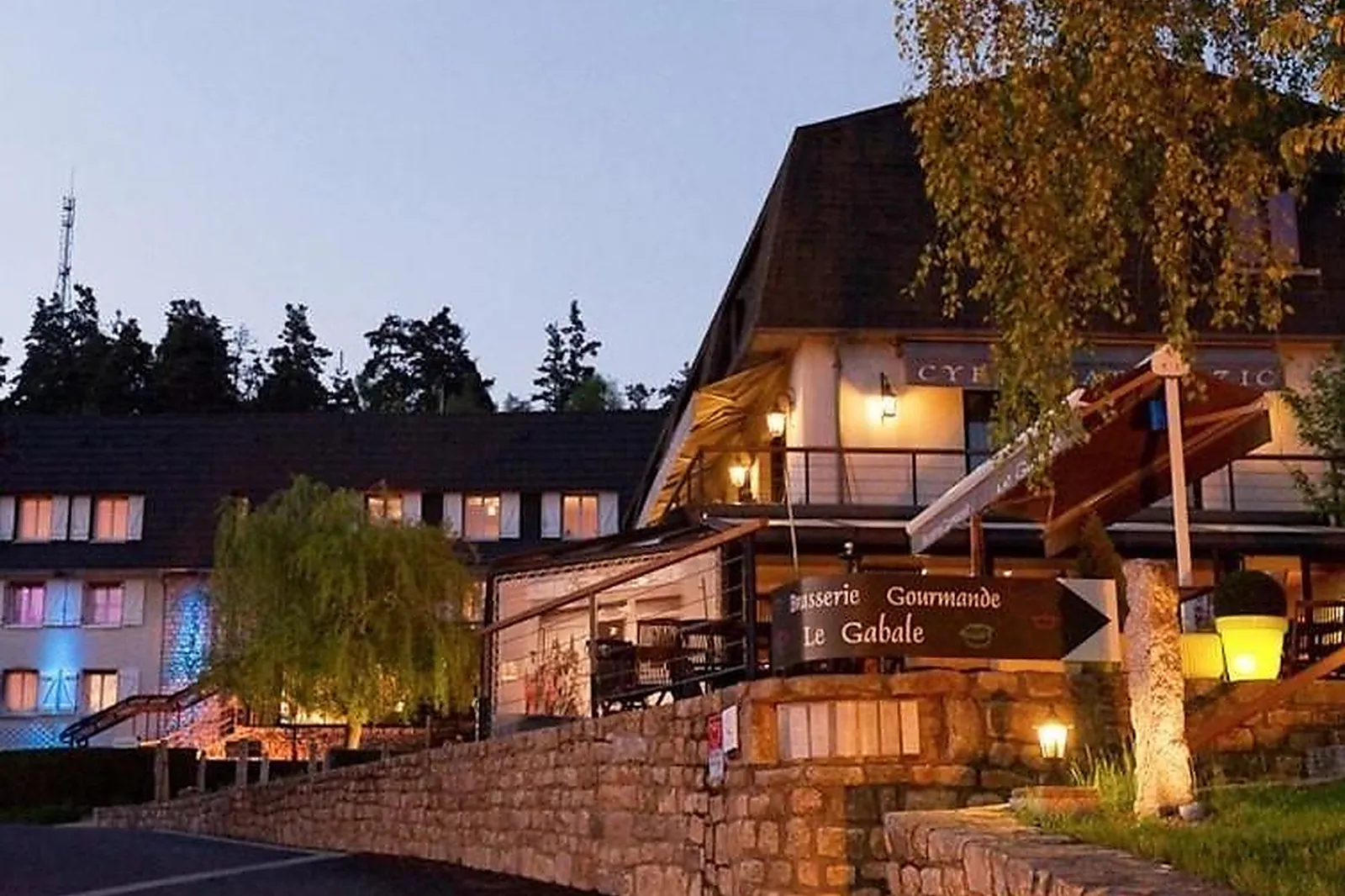 Lieux événementiels, CHEZ CAMILLOU