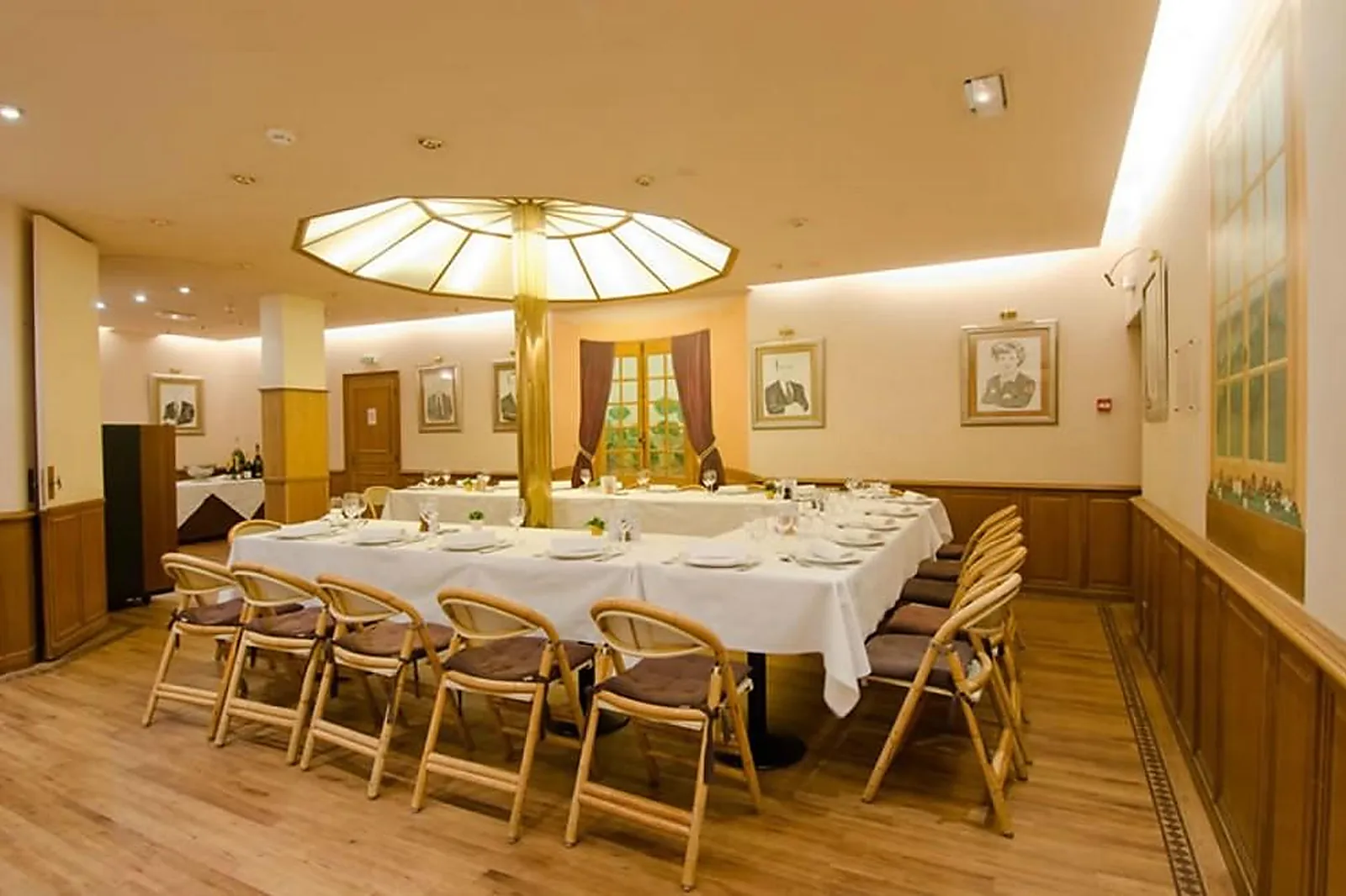 Lieux événementiels, CHEZ FRANÇOISE