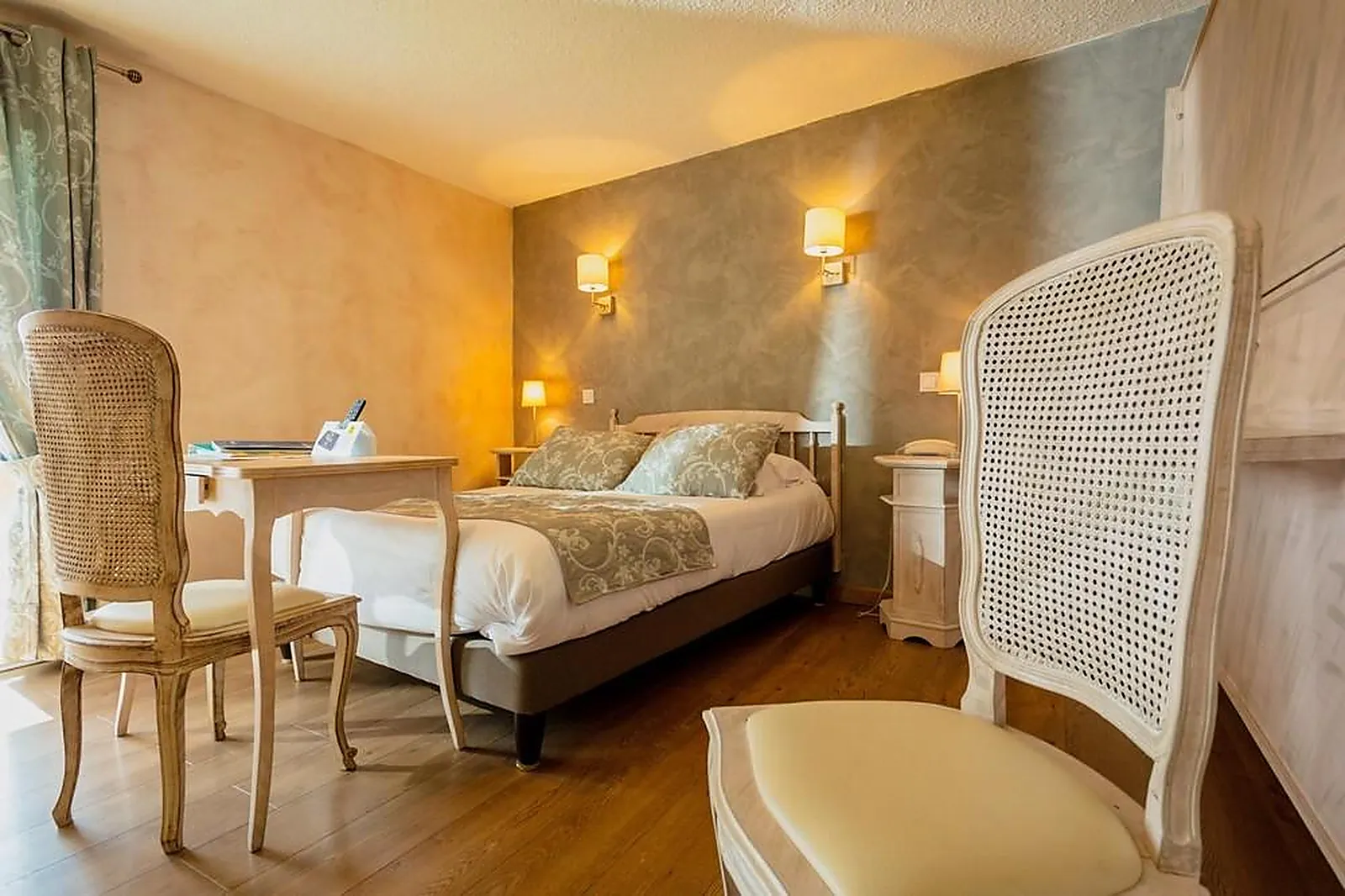 Lieux événementiels, CHEZ PLANES