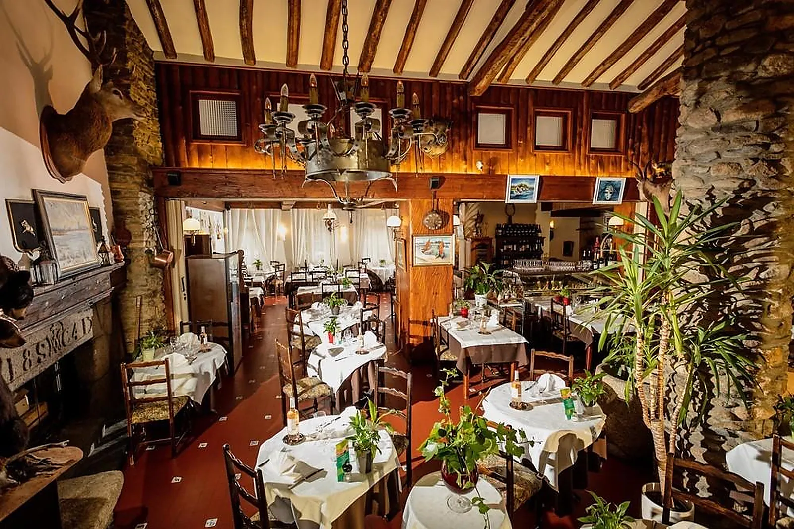 Lieux événementiels, CHEZ PLANES