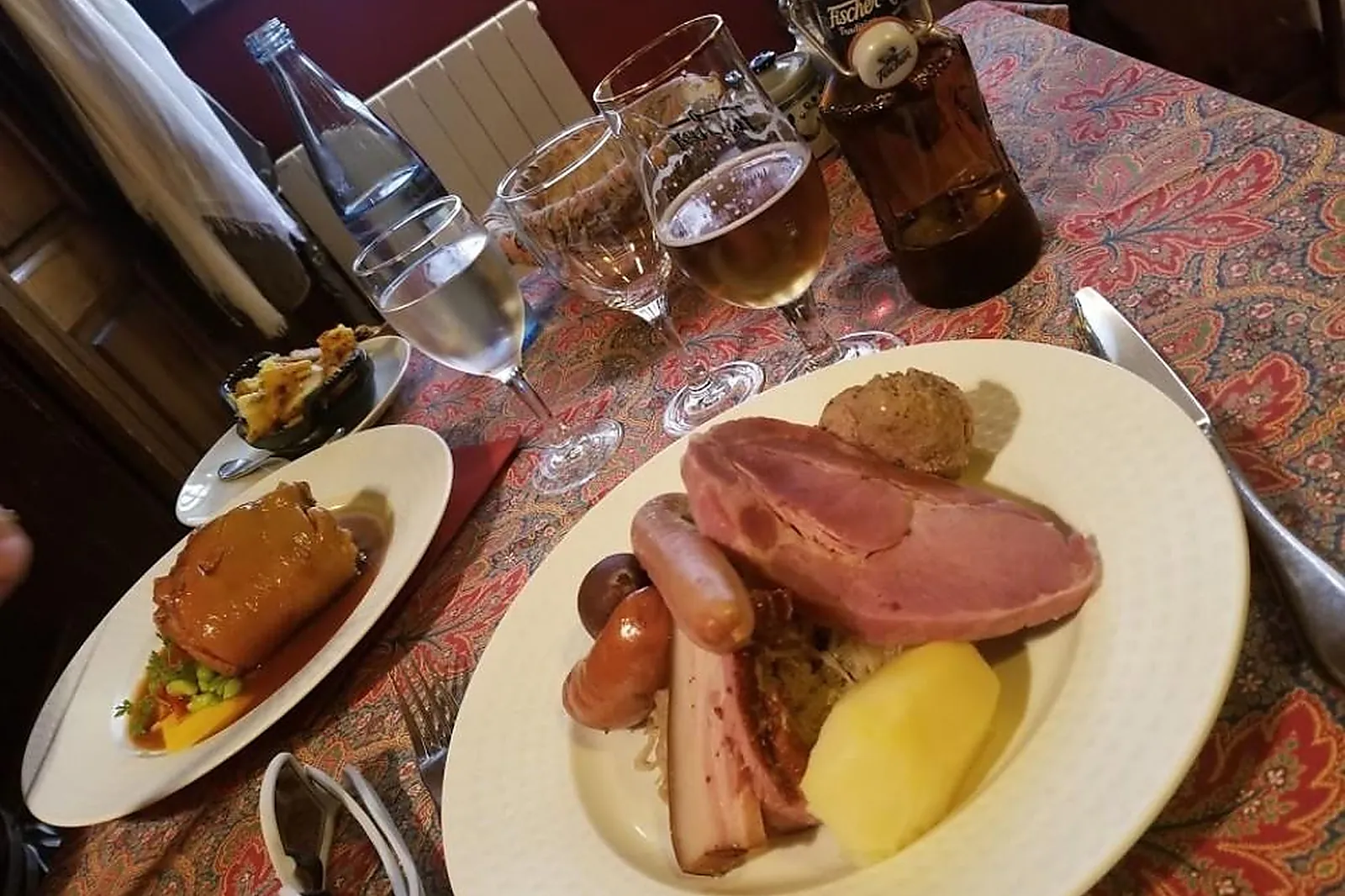 Lieux événementiels, CHEZ YVONNE