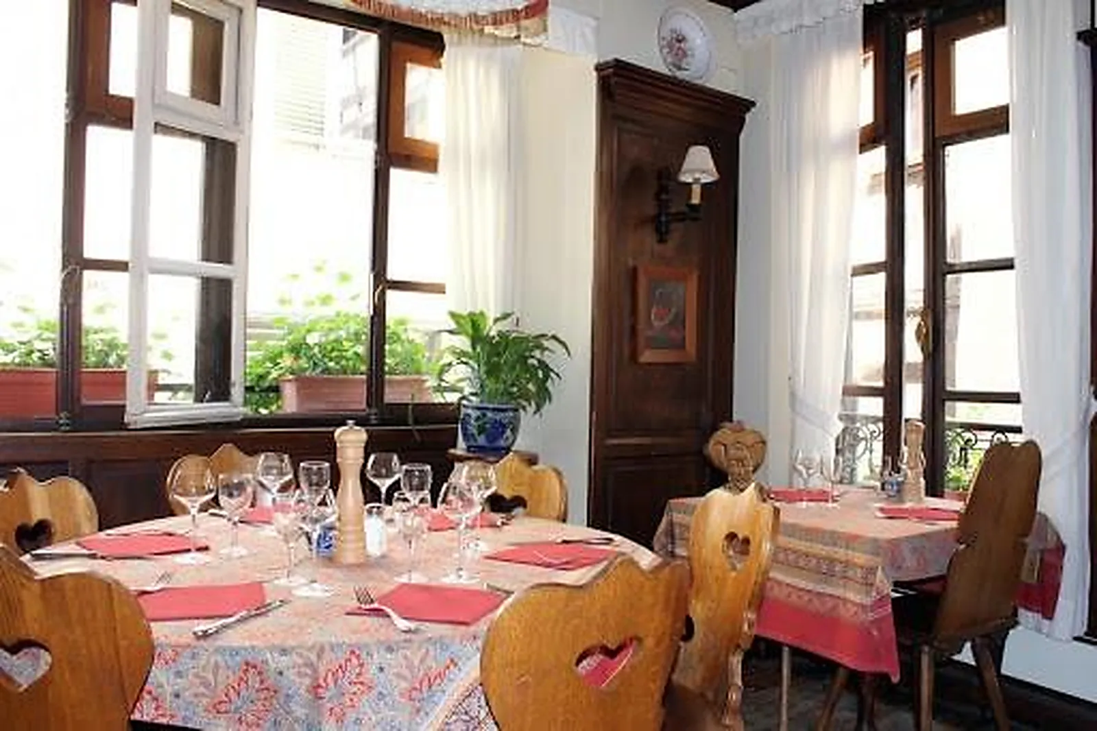 Lieux événementiels, CHEZ YVONNE