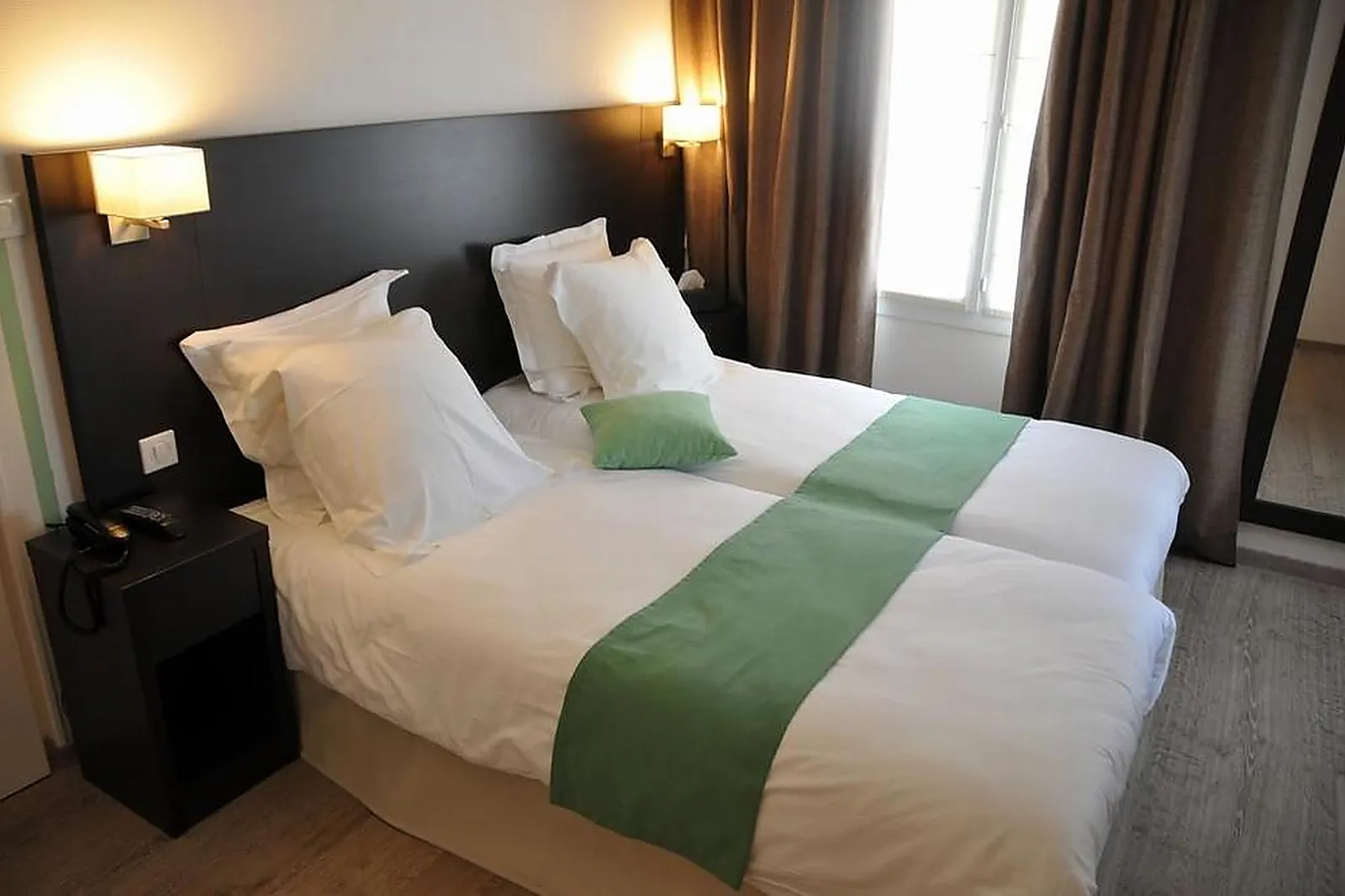 Lieux événementiels, CHEZ LA ROSE