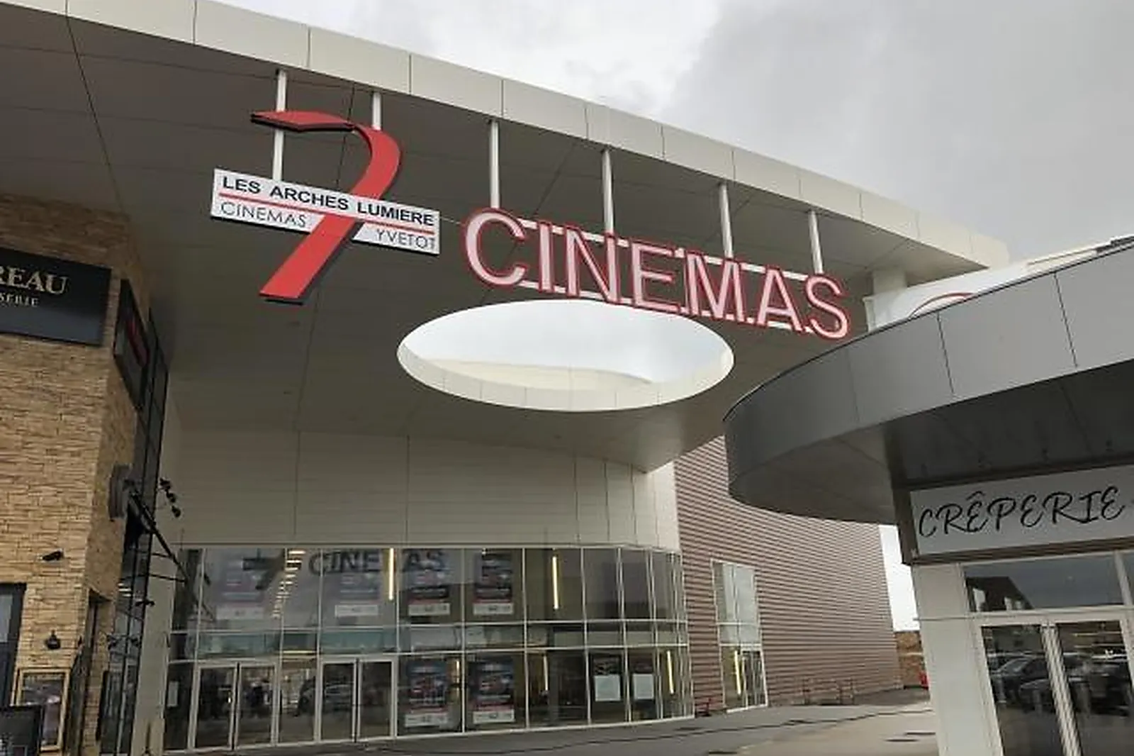 Lieux événementiels, CINÉMA LES ARCHES LUMIÈRE