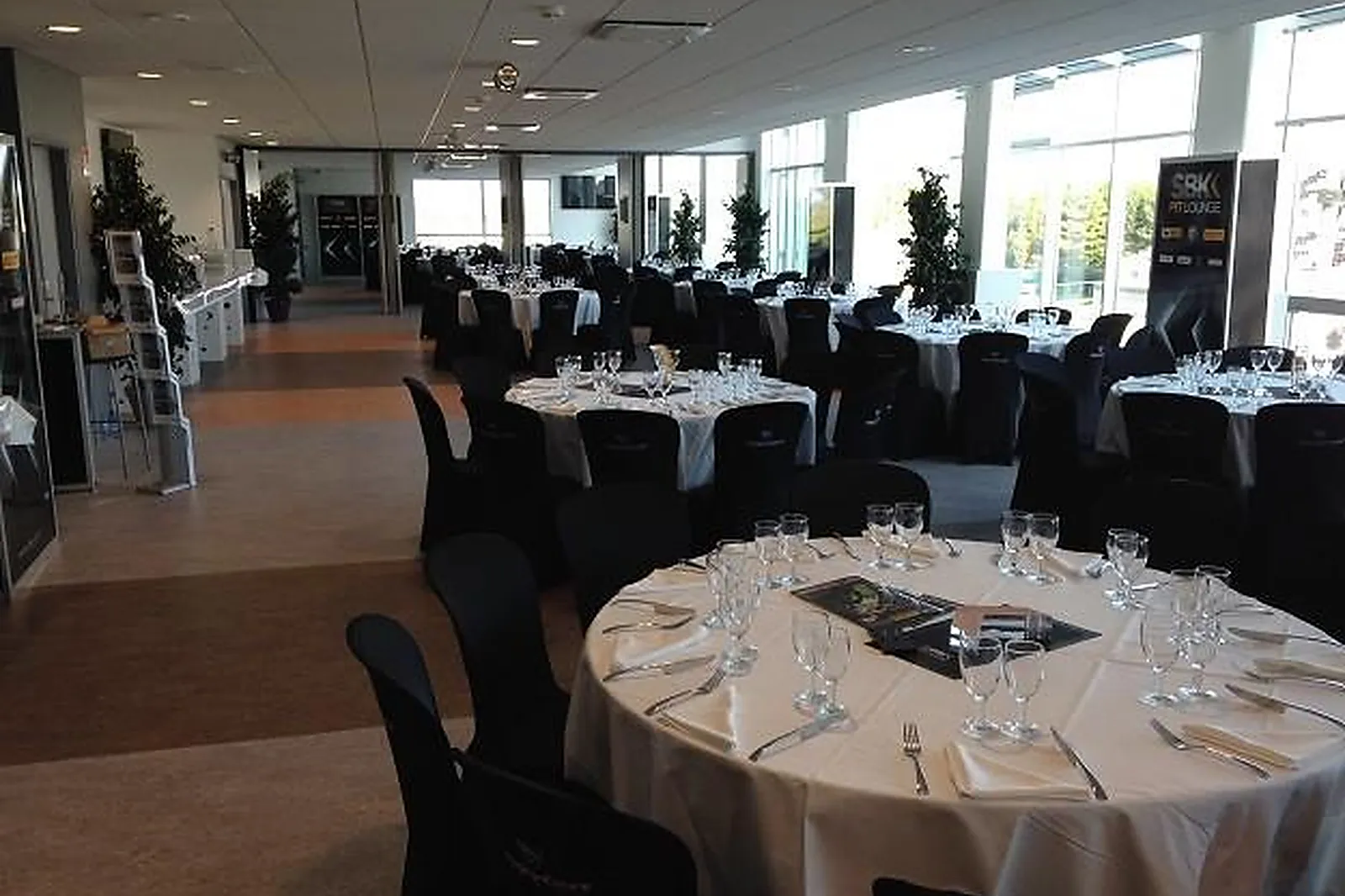 Lieux événementiels, CIRCUIT DE NEVERS MAGNY COURS