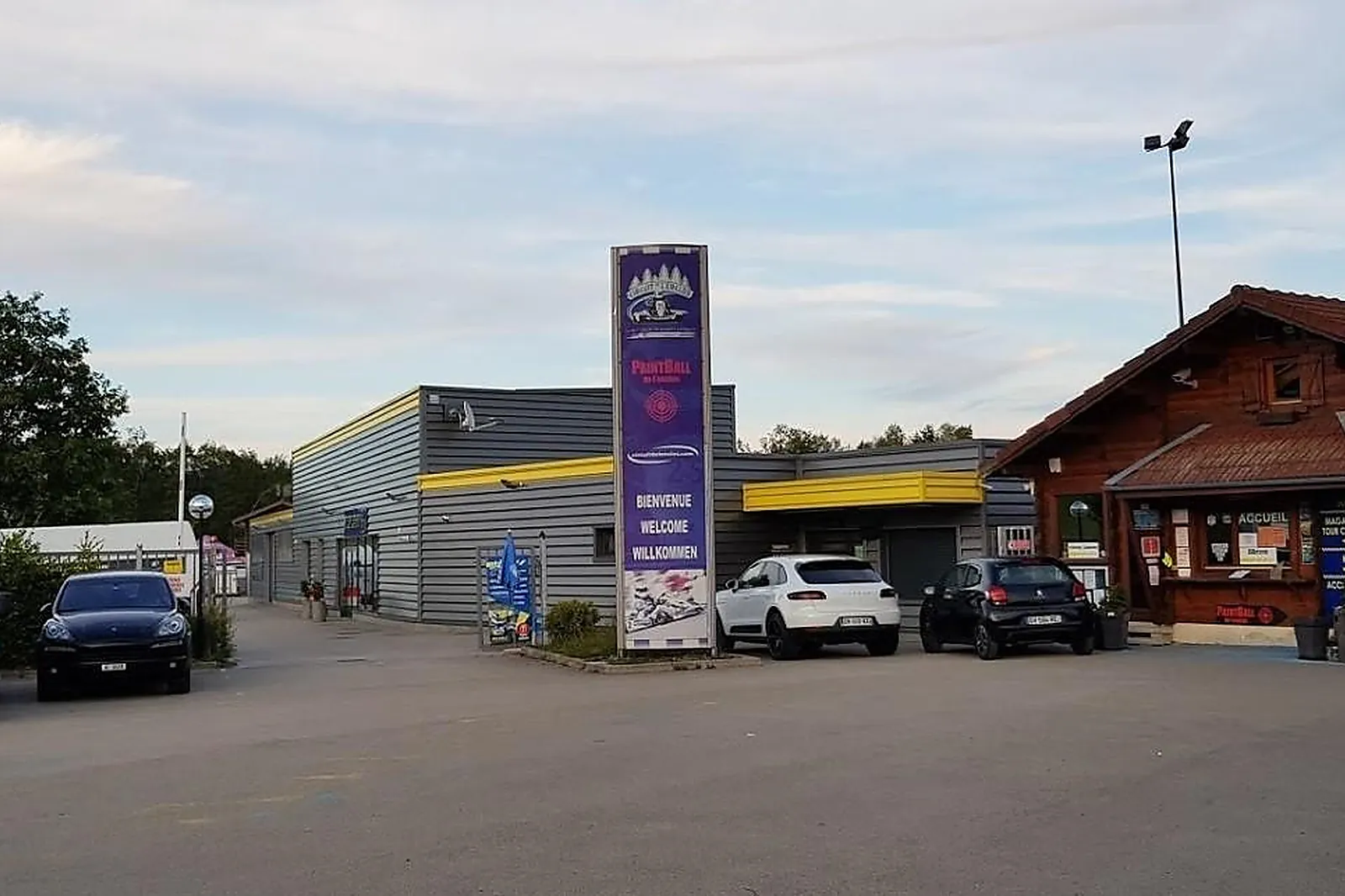 Lieux événementiels, CIRCUIT DE L'ENCLOS