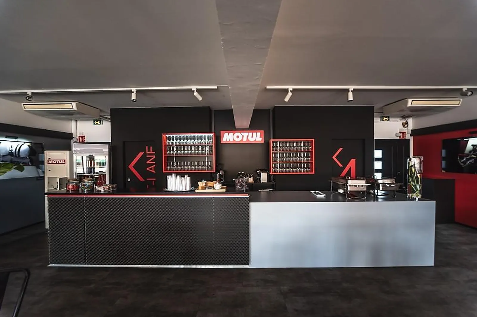 Lieux événementiels, CIRCUIT DES 24 HEURES DU MANS