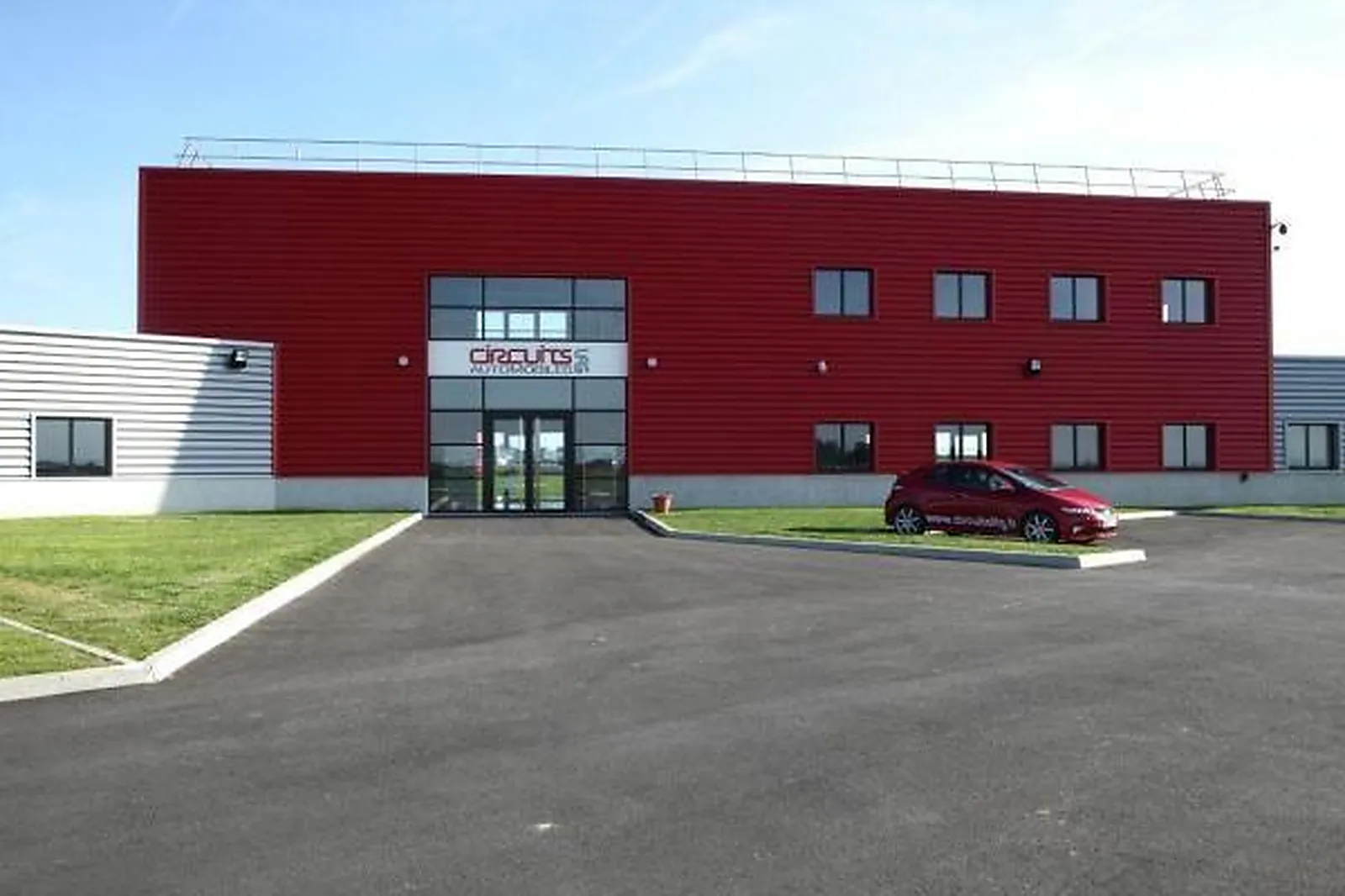 Lieux événementiels, CIRCUITS AUTOMOBILES LA FERTÉ GAUCHER