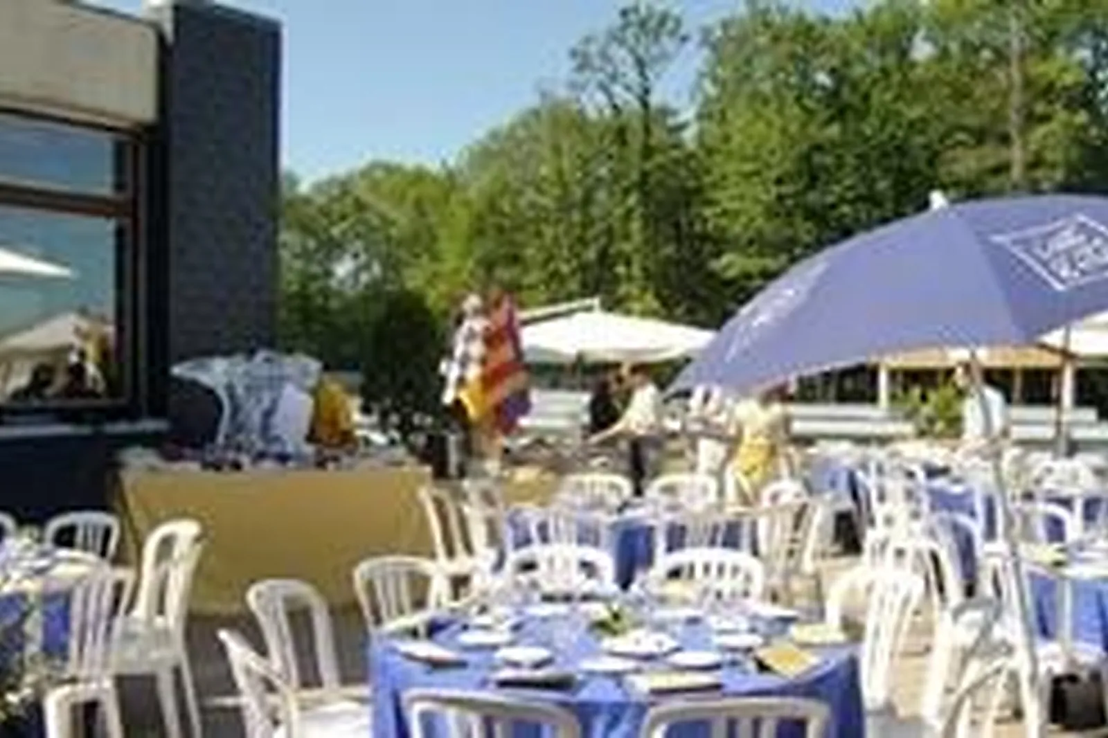 Lieux événementiels, CIRCUITS ESPACE PLUS