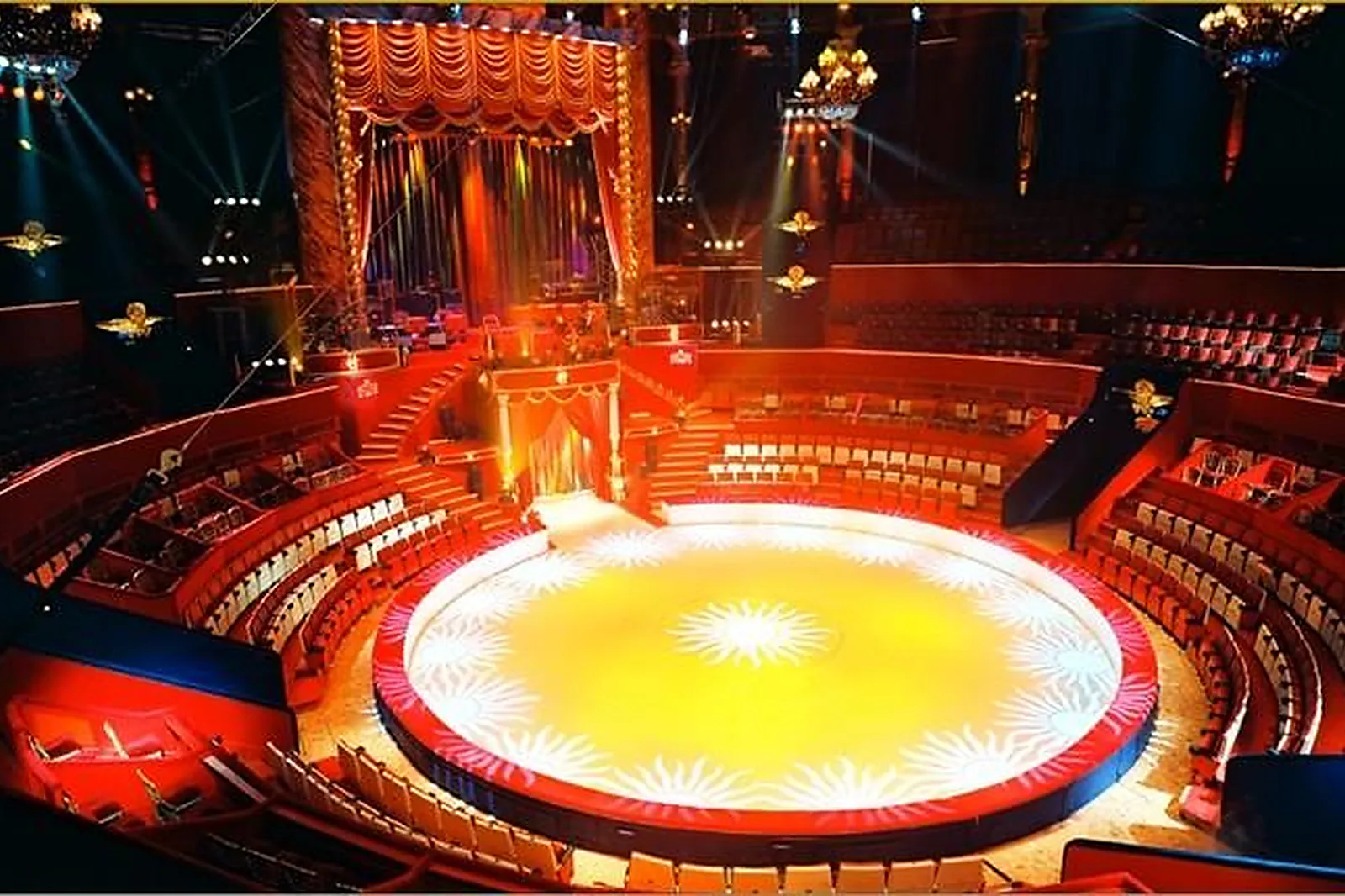 Lieux événementiels, CIRQUE D'HIVER BOUGLIONE