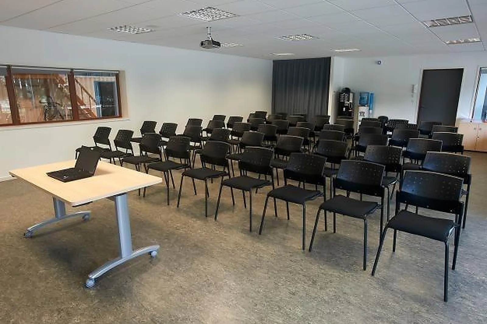 Lieux événementiels, CITÉ DE LA VOILE ÉRIC TABARLY