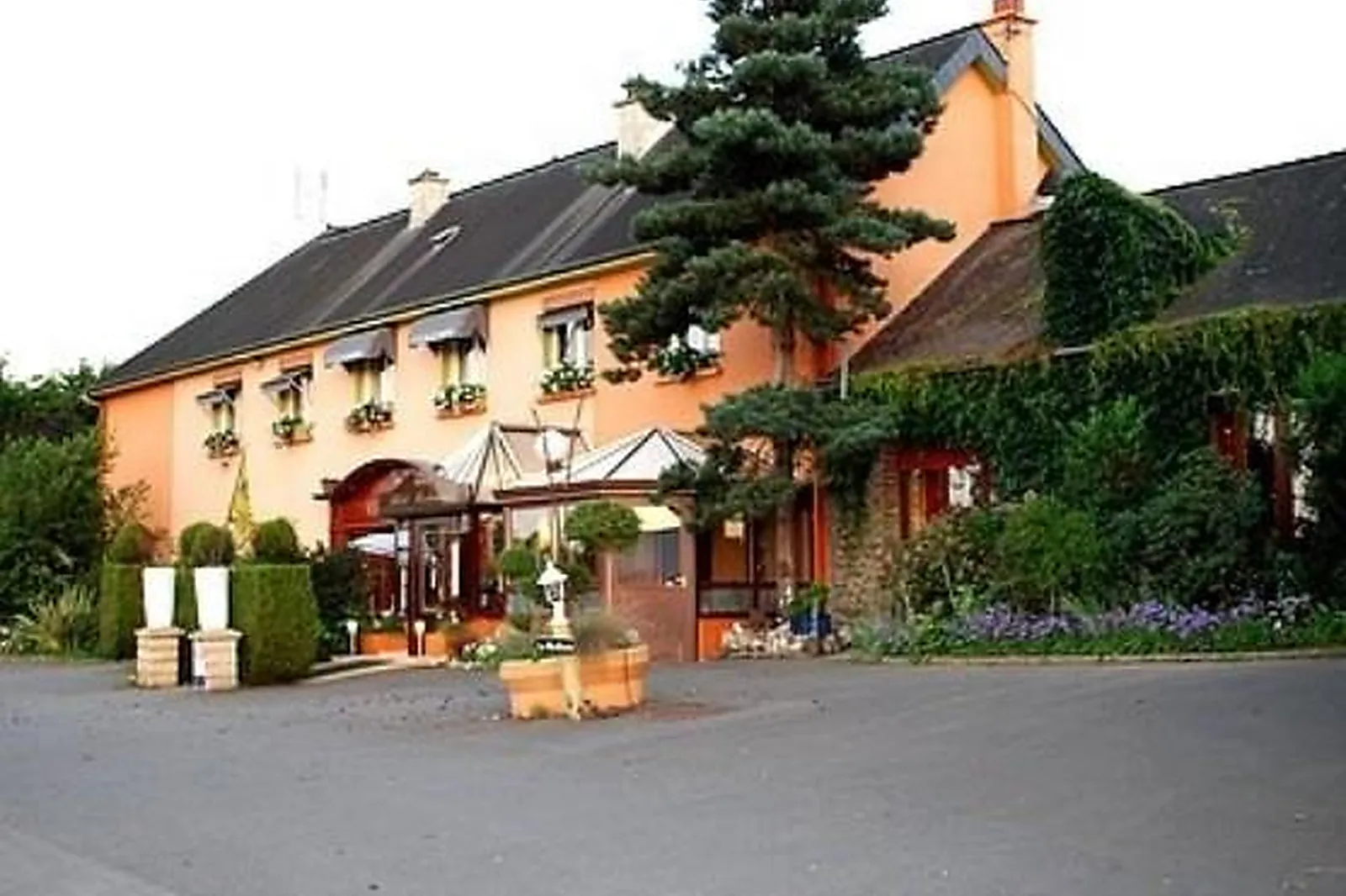 Lieux événementiels, CLOS CHAMPEL