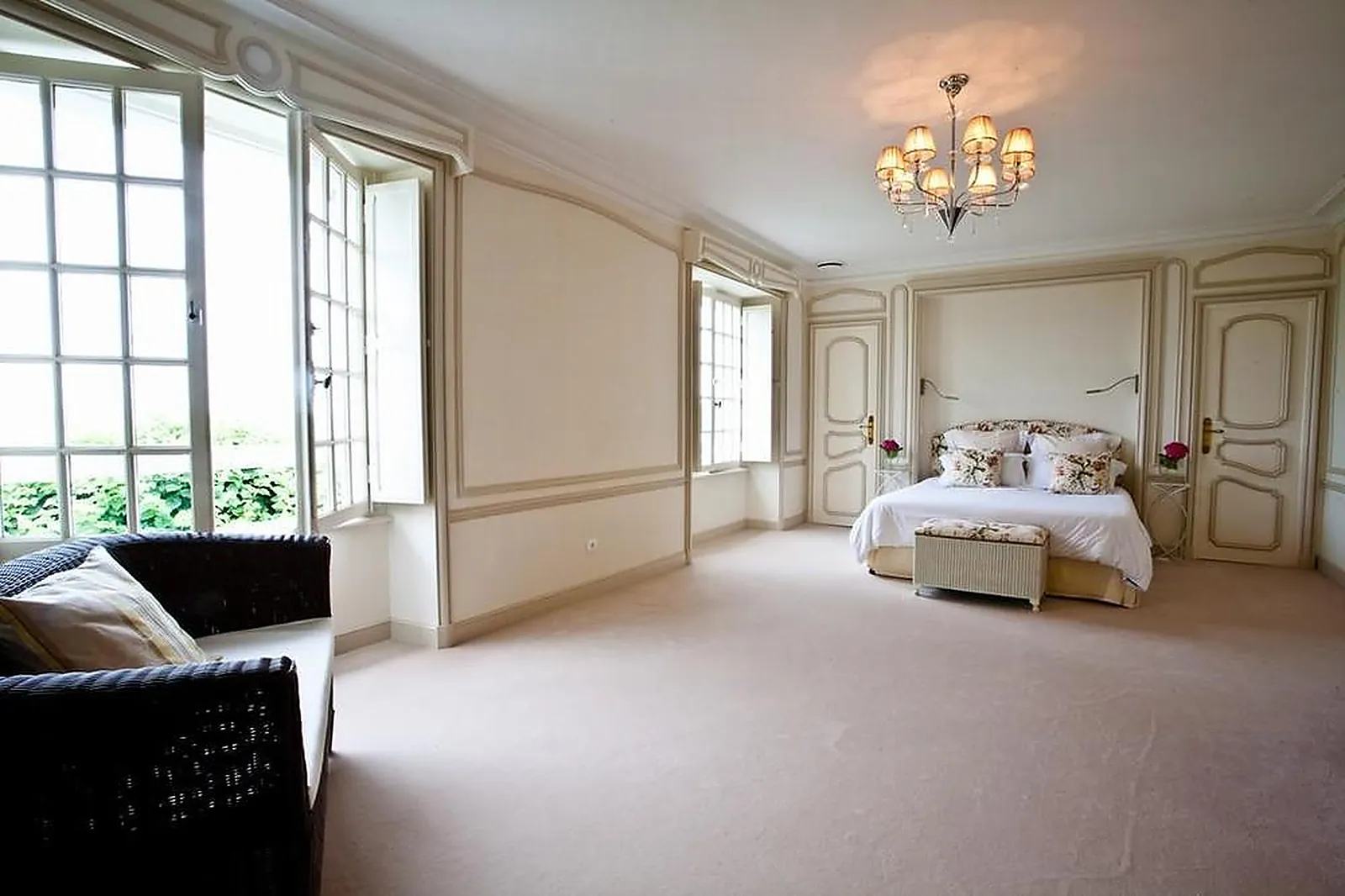 Lieux événementiels, CLOS MIRABEL