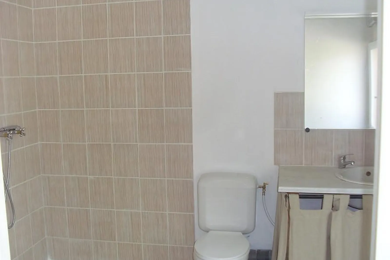 Lieux événementiels, CLOS ROBIN