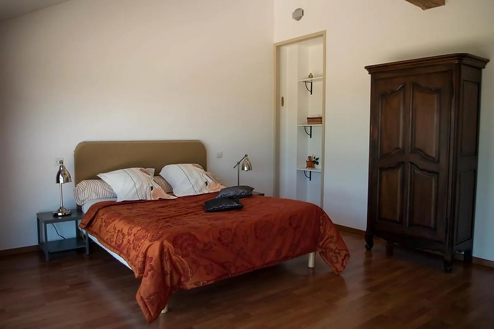 Lieux événementiels, CLOS DU GRAND BOIS