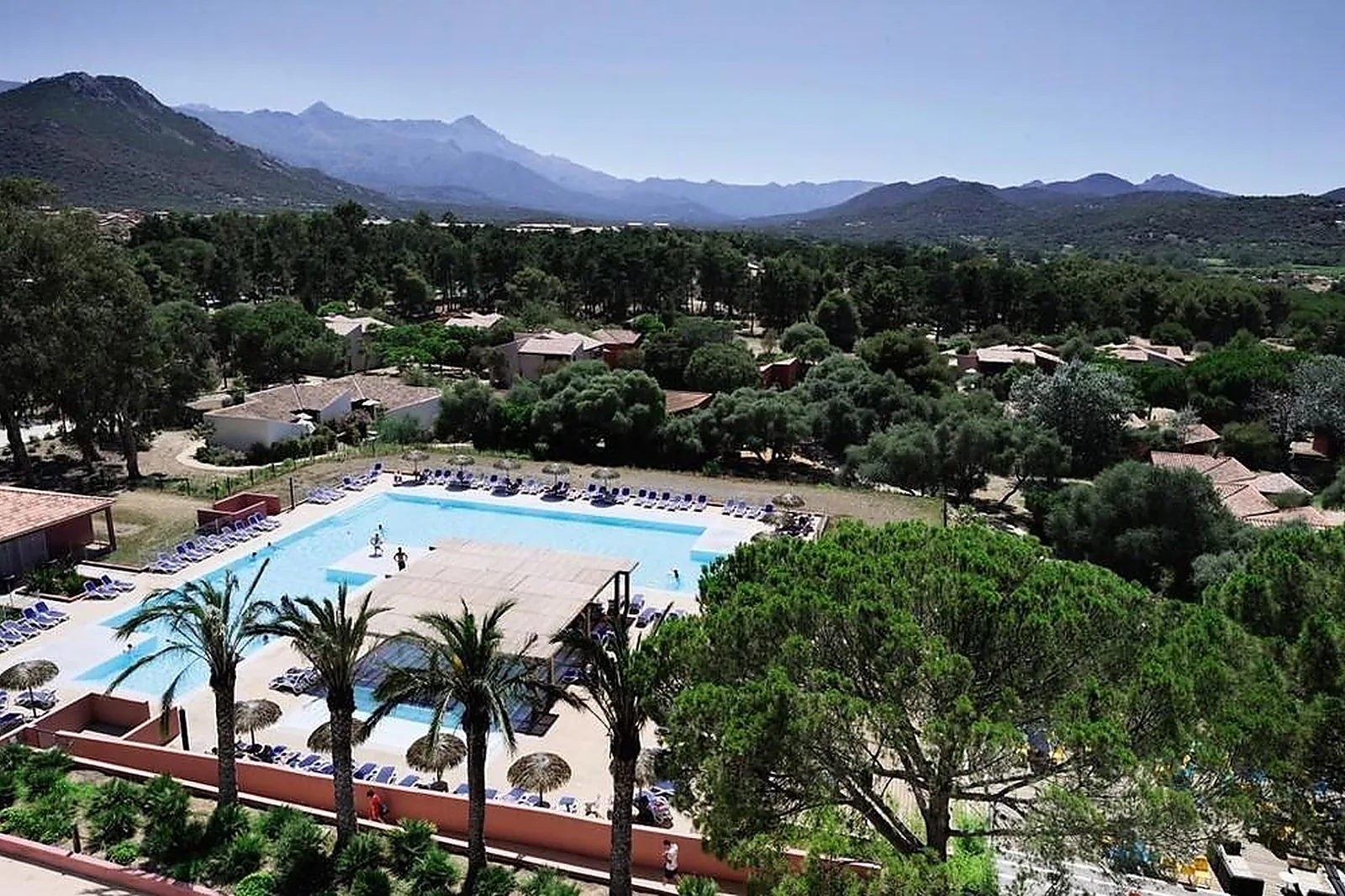 Lieux événementiels, CLUB BELAMBRA - GOLFE DE LOZARI