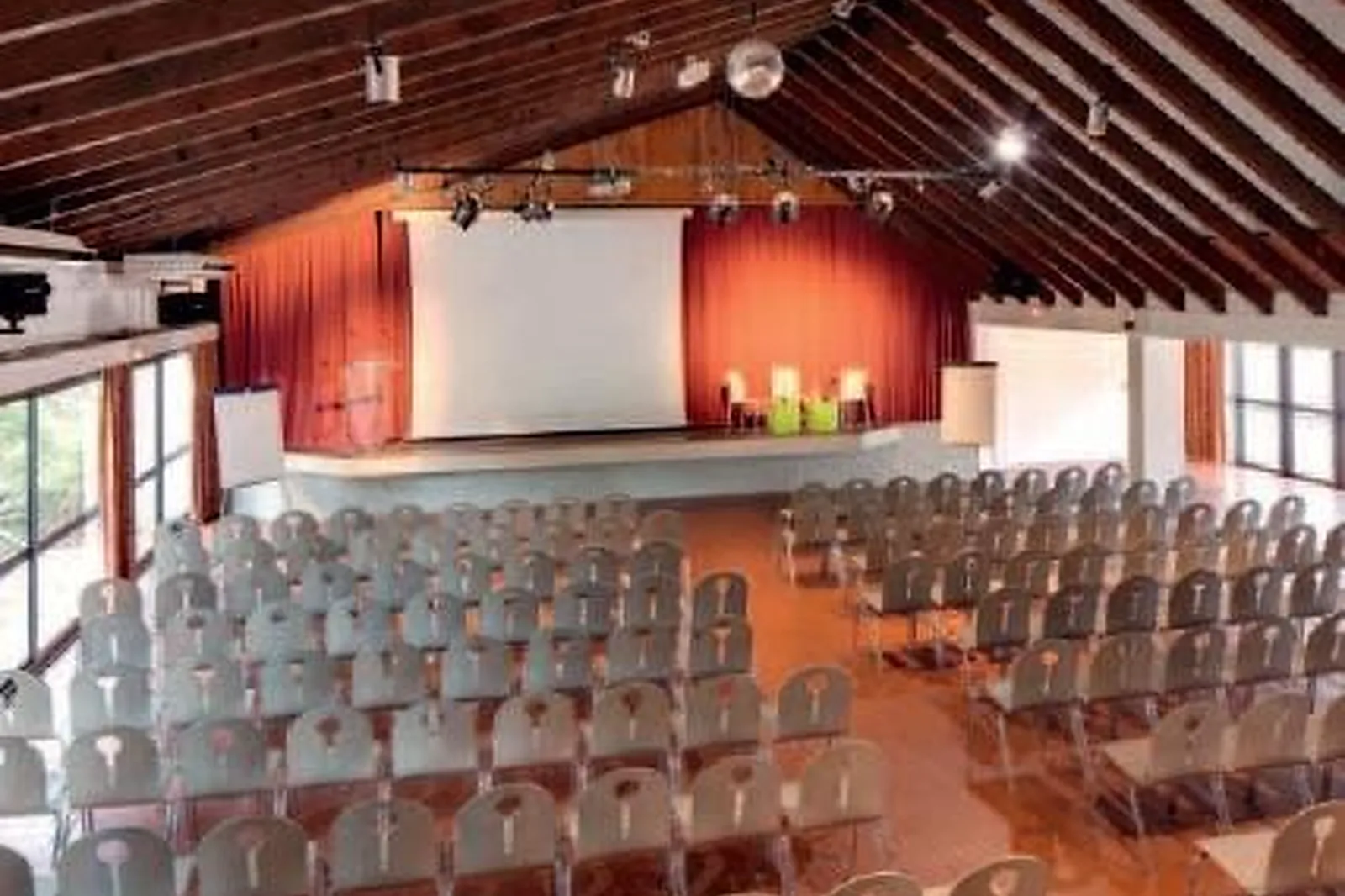 Lieux événementiels, CLUB BELAMBRA - LES TERRASSES DE SAINT PAUL DE VENCE