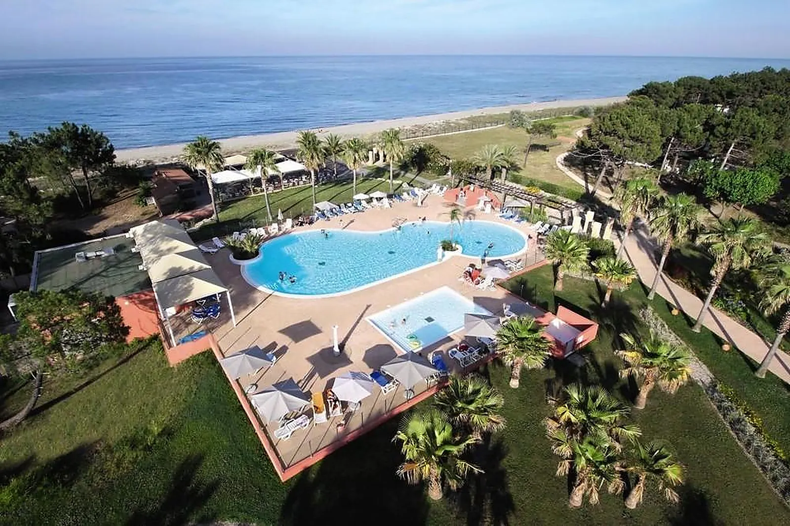 Lieux événementiels, CLUB BELAMBRA - PINETO