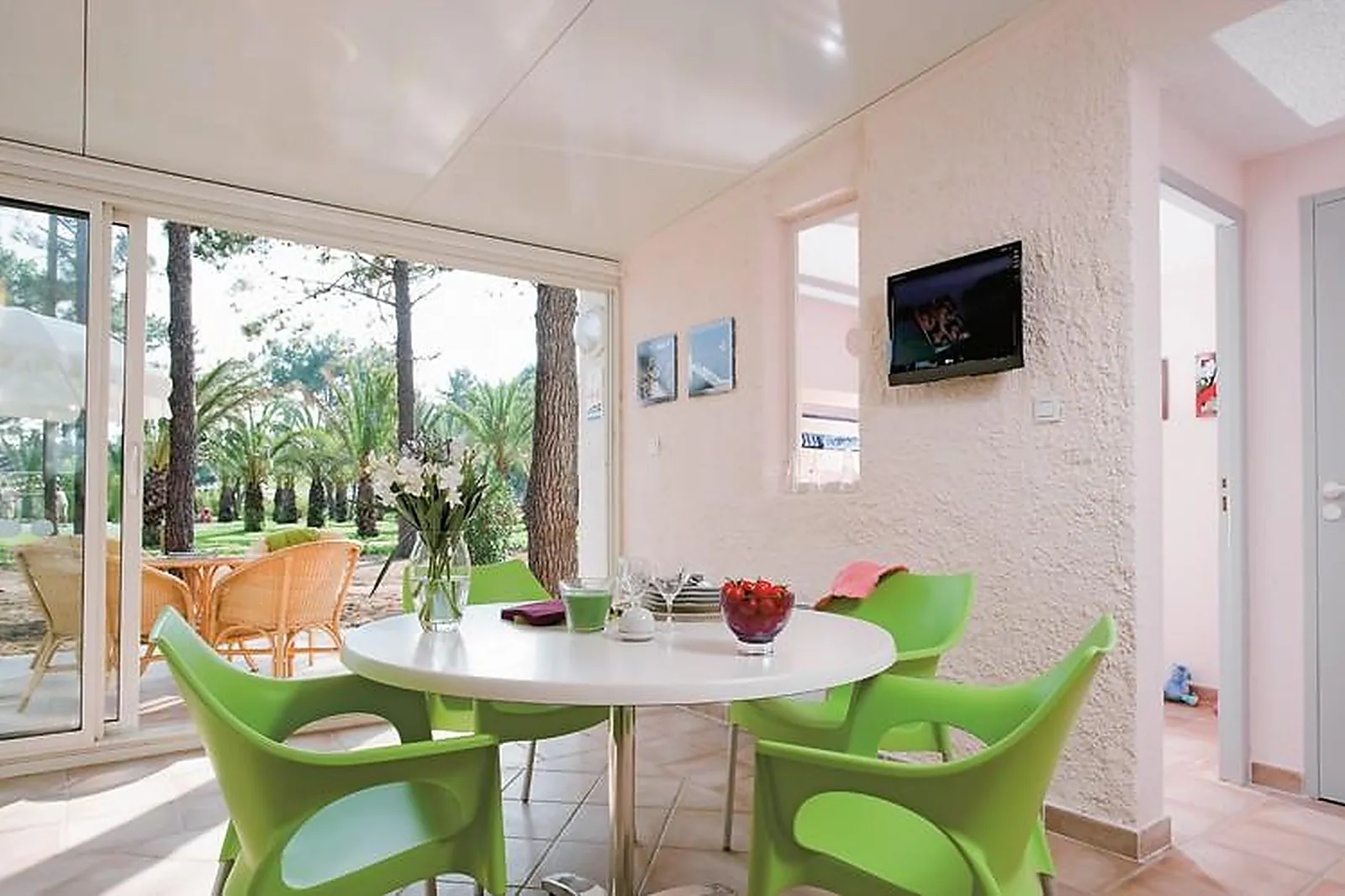 Lieux événementiels, CLUB BELAMBRA - PINETO