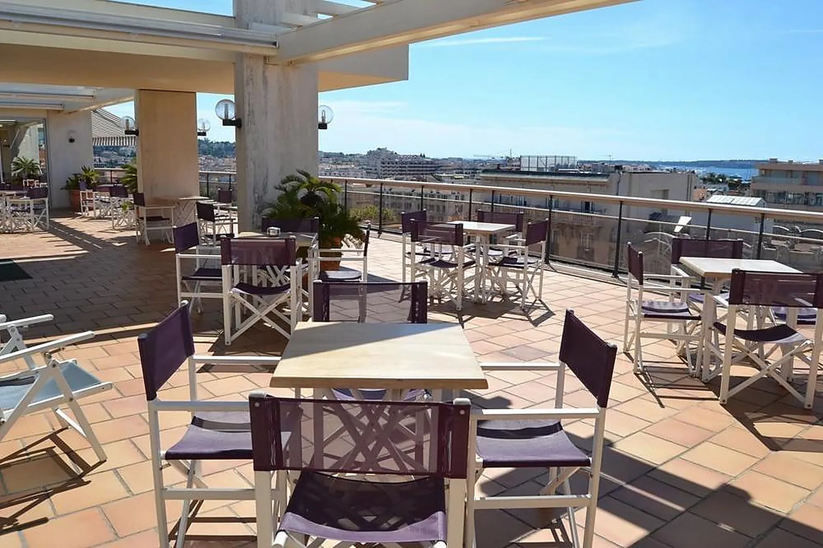 Lieux événementiels, CLUB MAINTENON