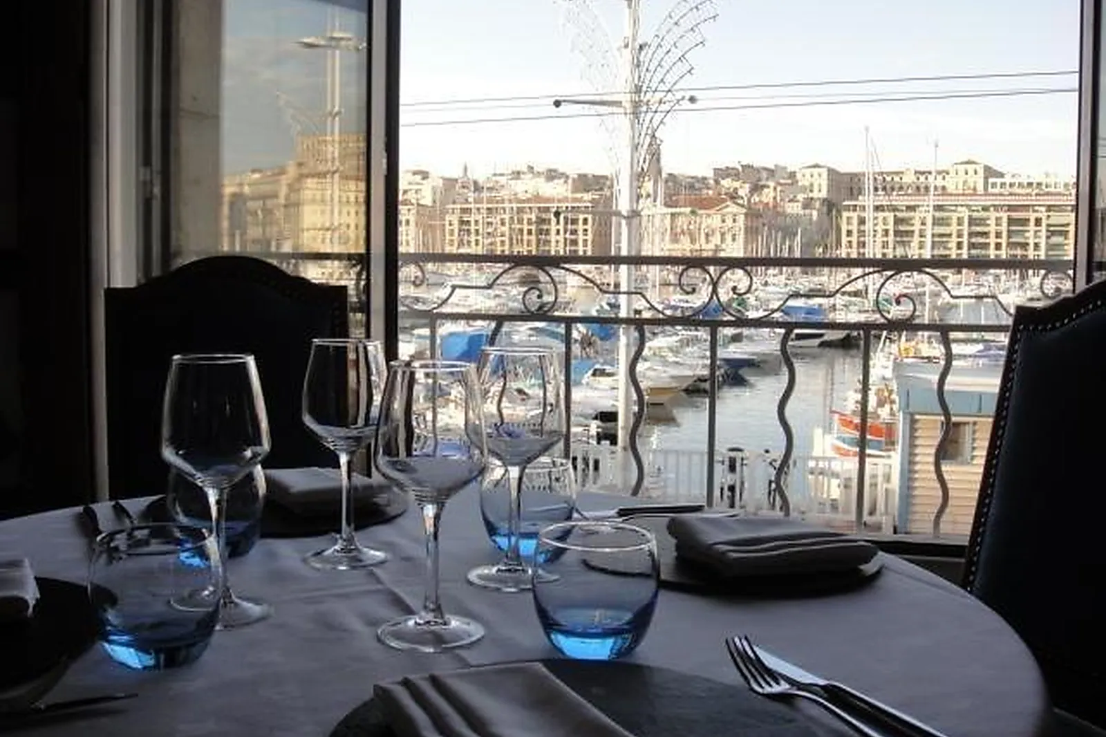 Lieux événementiels, CLUB DU VIEUX PORT