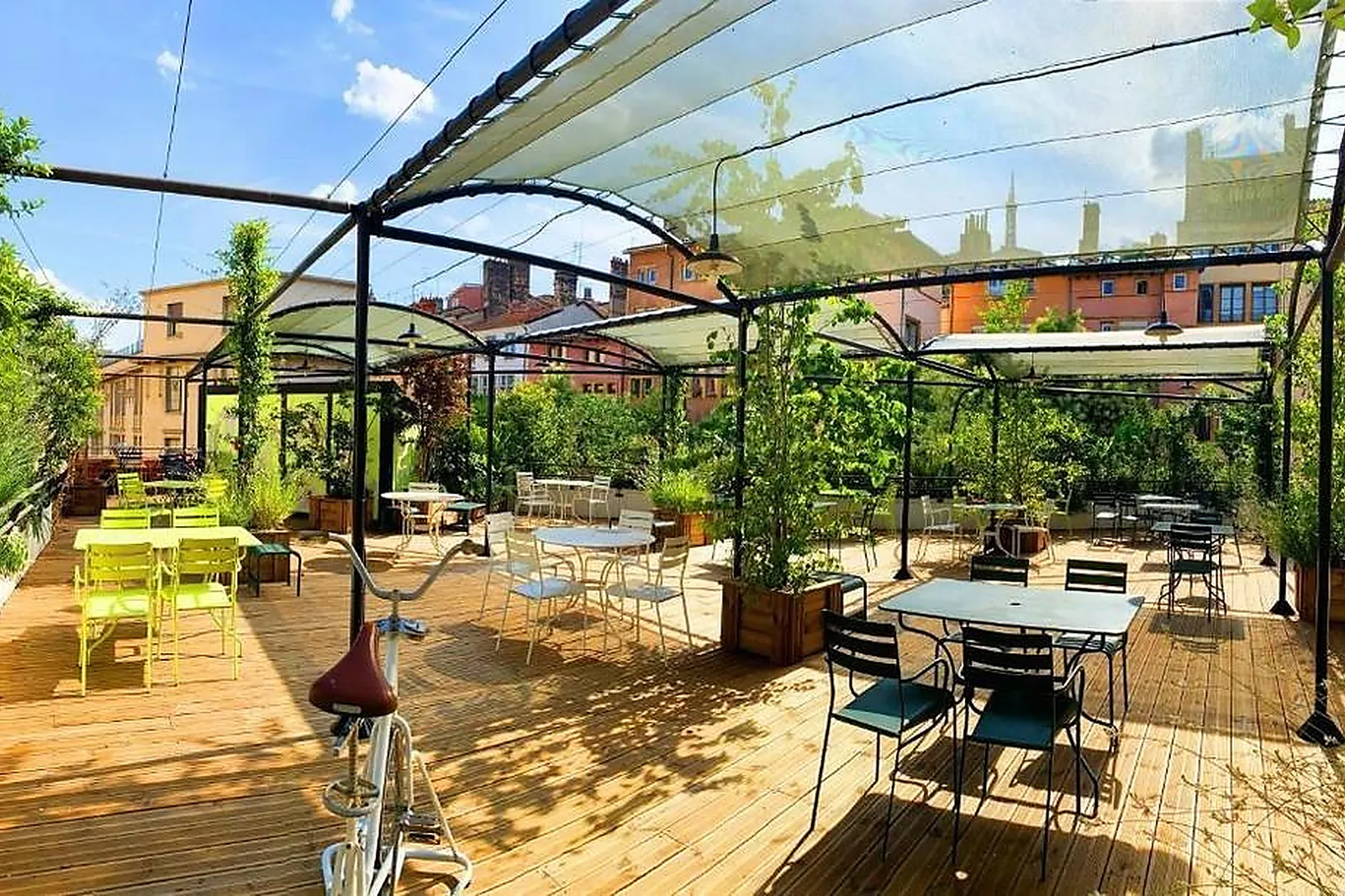 Lieux événementiels, COLLEGE HOTEL