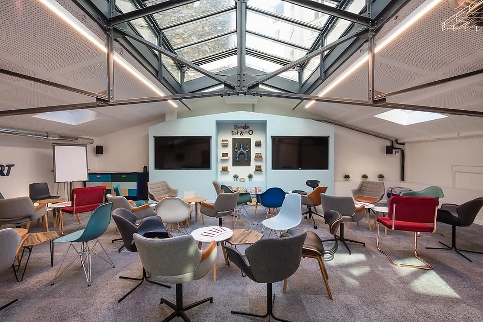 Lieux événementiels, COMET MEETING TERNES