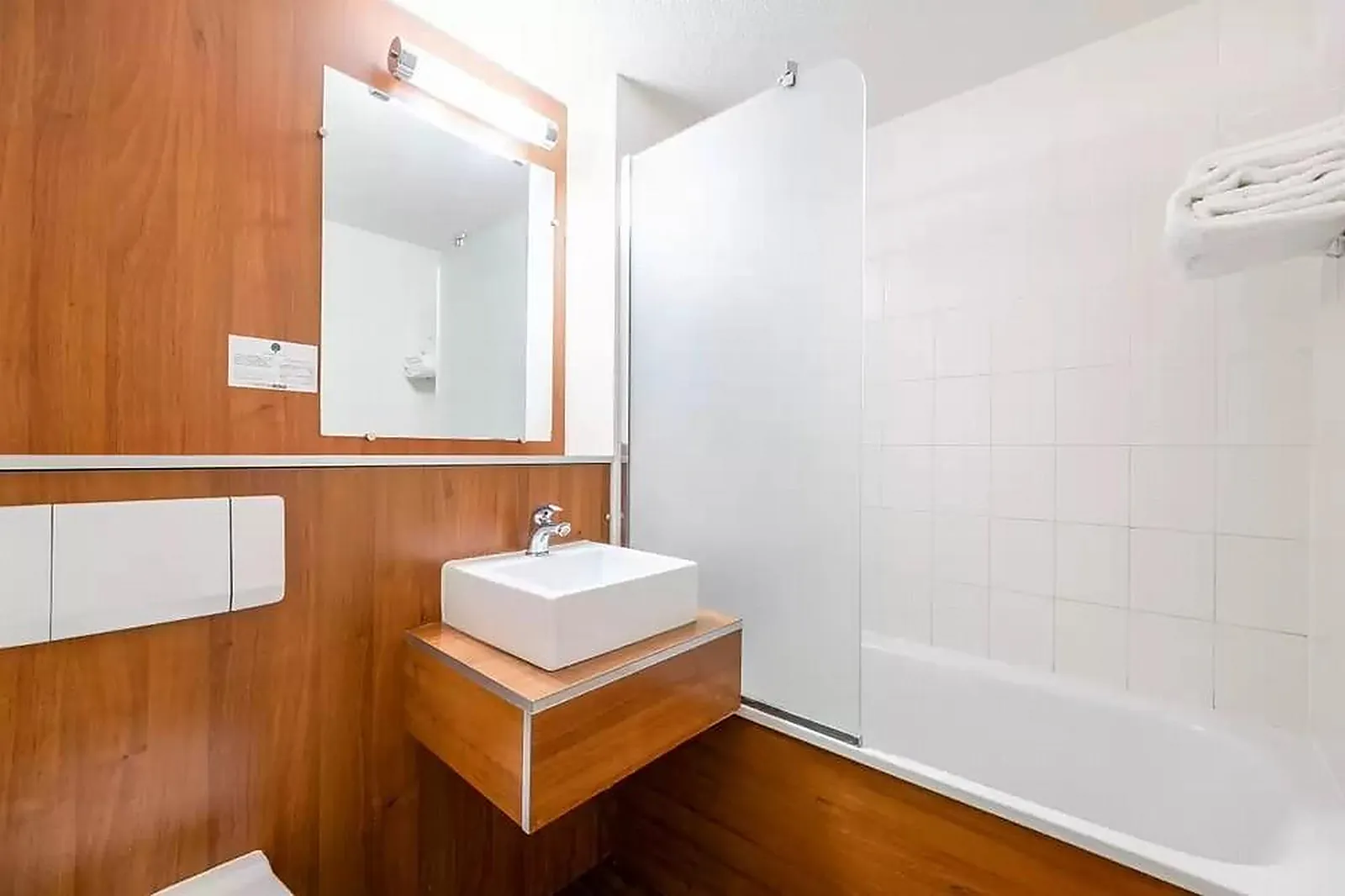 Lieux événementiels, COMFORT HÔTEL AÉROPORT LYON SAINT EXUPÉRY