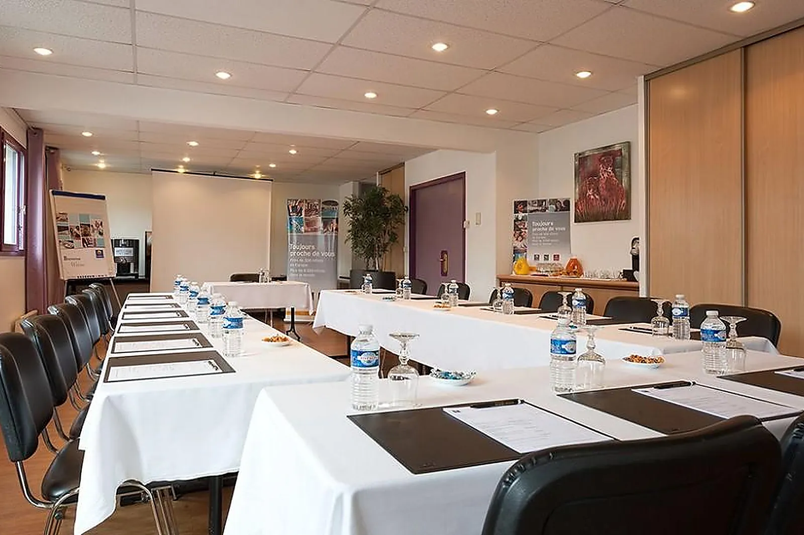 Lieux événementiels, COMFORT HÔTEL AIRPORT CDG