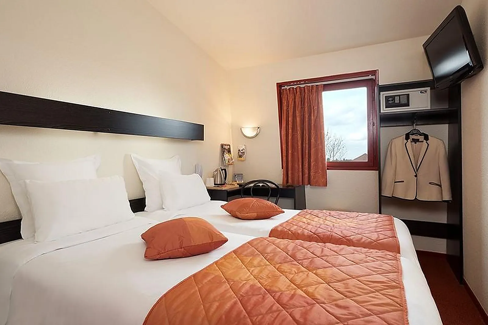 Lieux événementiels, COMFORT HÔTEL AIRPORT CDG