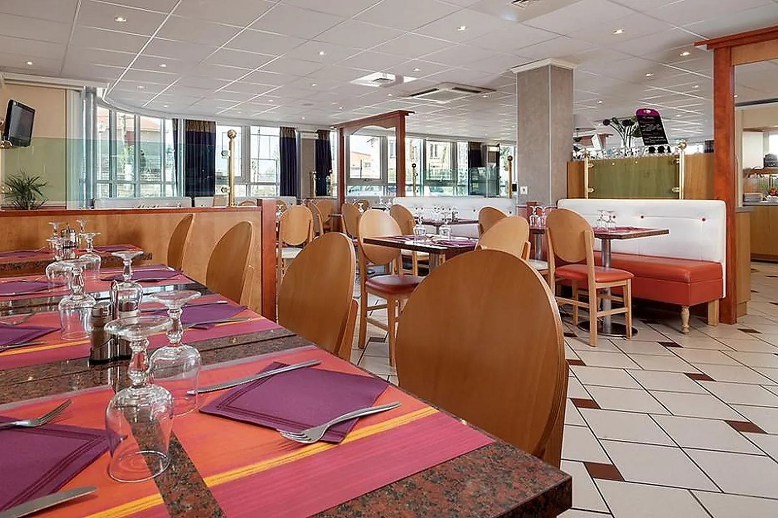 Lieux événementiels, COMFORT HÔTEL AIRPORT CDG