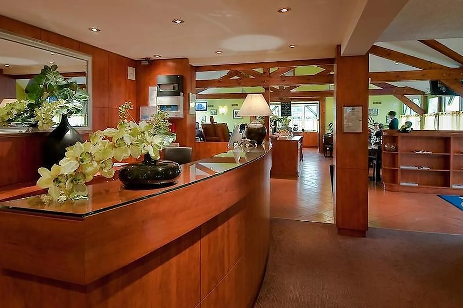 Lieux événementiels, COMFORT HOTEL CDG GOUSSAINVILLE