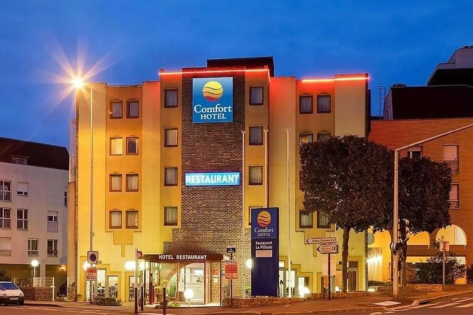 Lieux événementiels, COMFORT HOTEL CACHAN