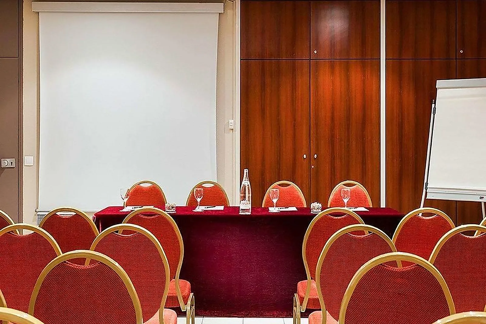 Lieux événementiels, COMFORT HOTEL CACHAN