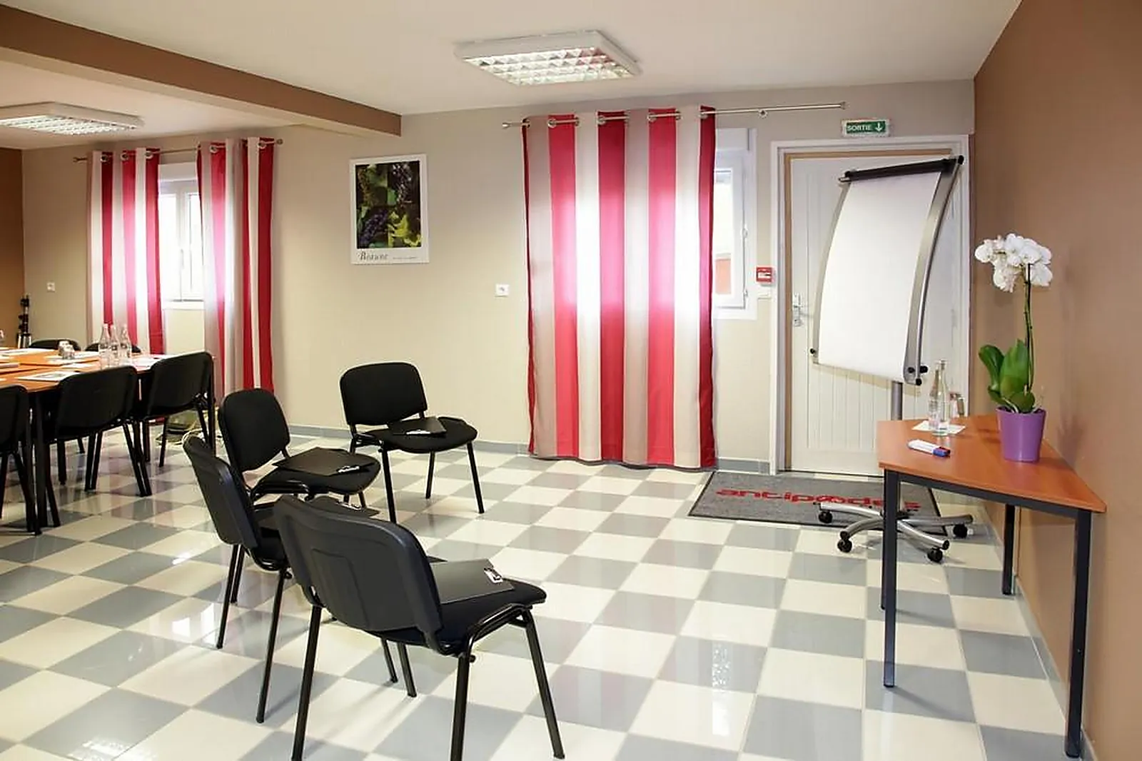 Lieux événementiels, COMFORT HOTEL PARAY LE MONIAL