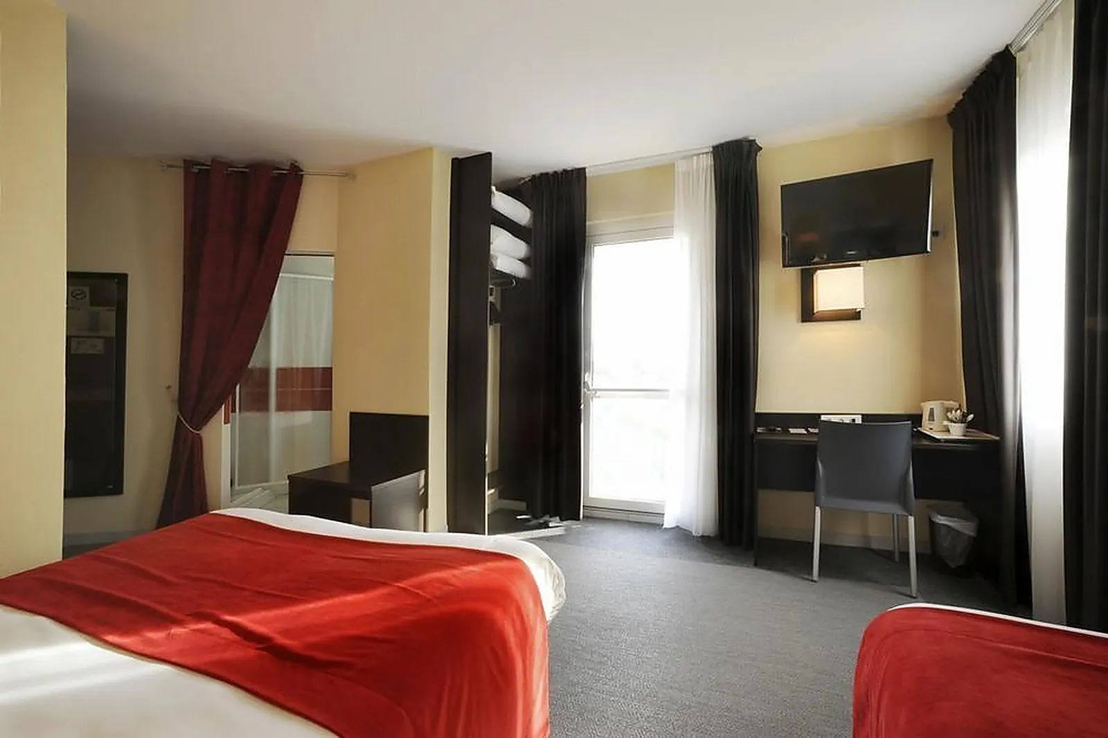 Lieux événementiels, COMFORT HÔTEL SAINTES