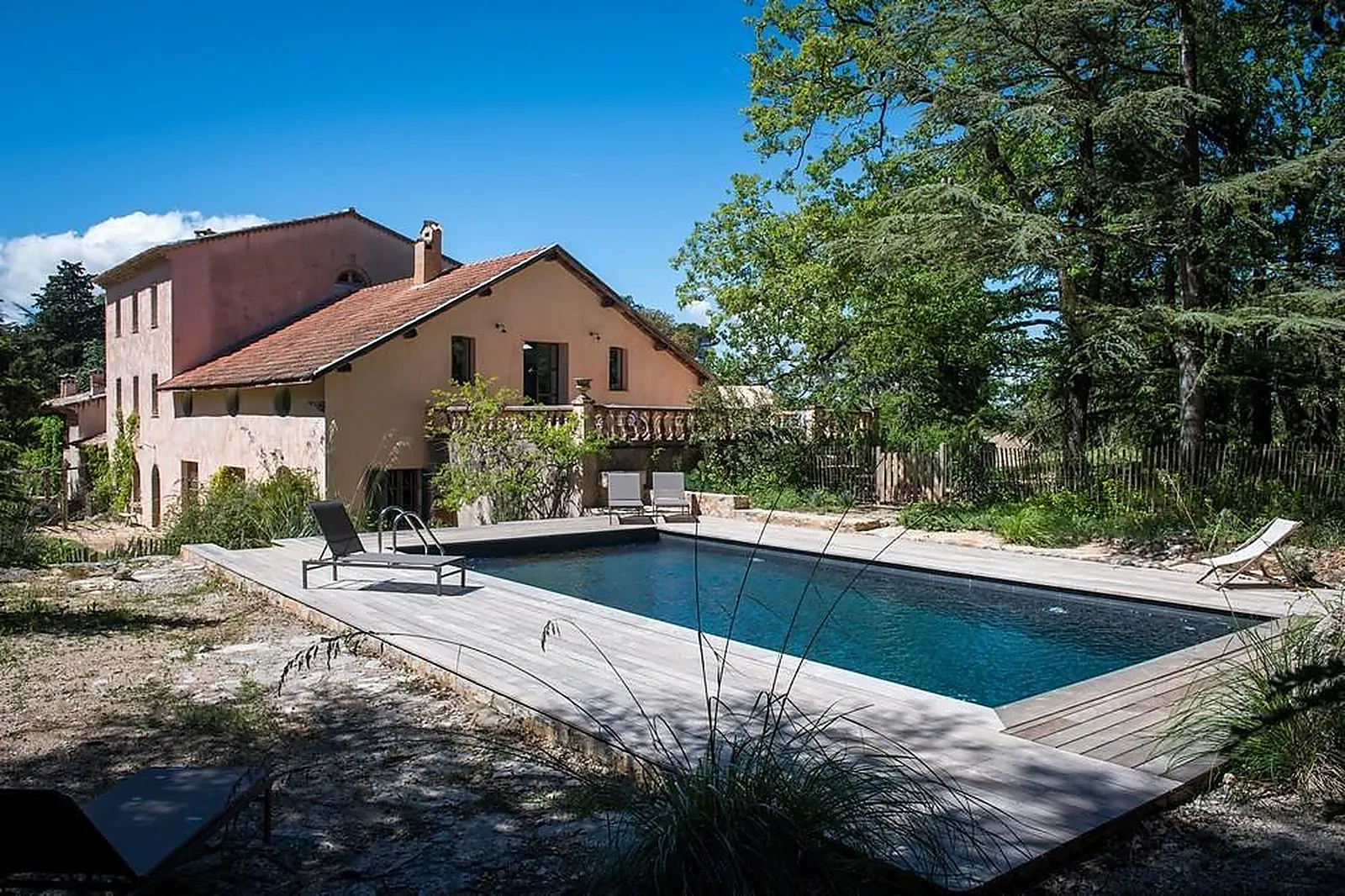 Lieux événementiels, COMMANDERIE DE PEYRASSOL