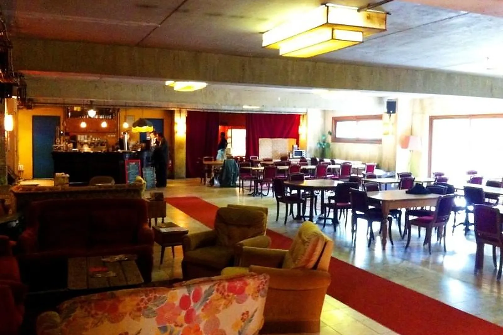 Lieux événementiels, COMMUNE IMAGE