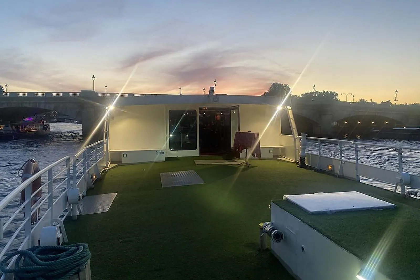 Lieux événementiels, COMPAGNIE JOCE