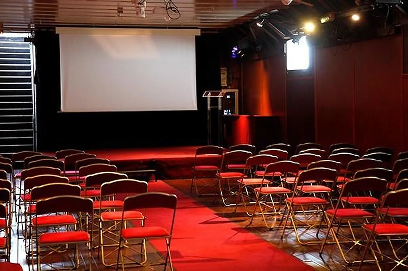 Lieux événementiels, COMPAGNIE JOCE