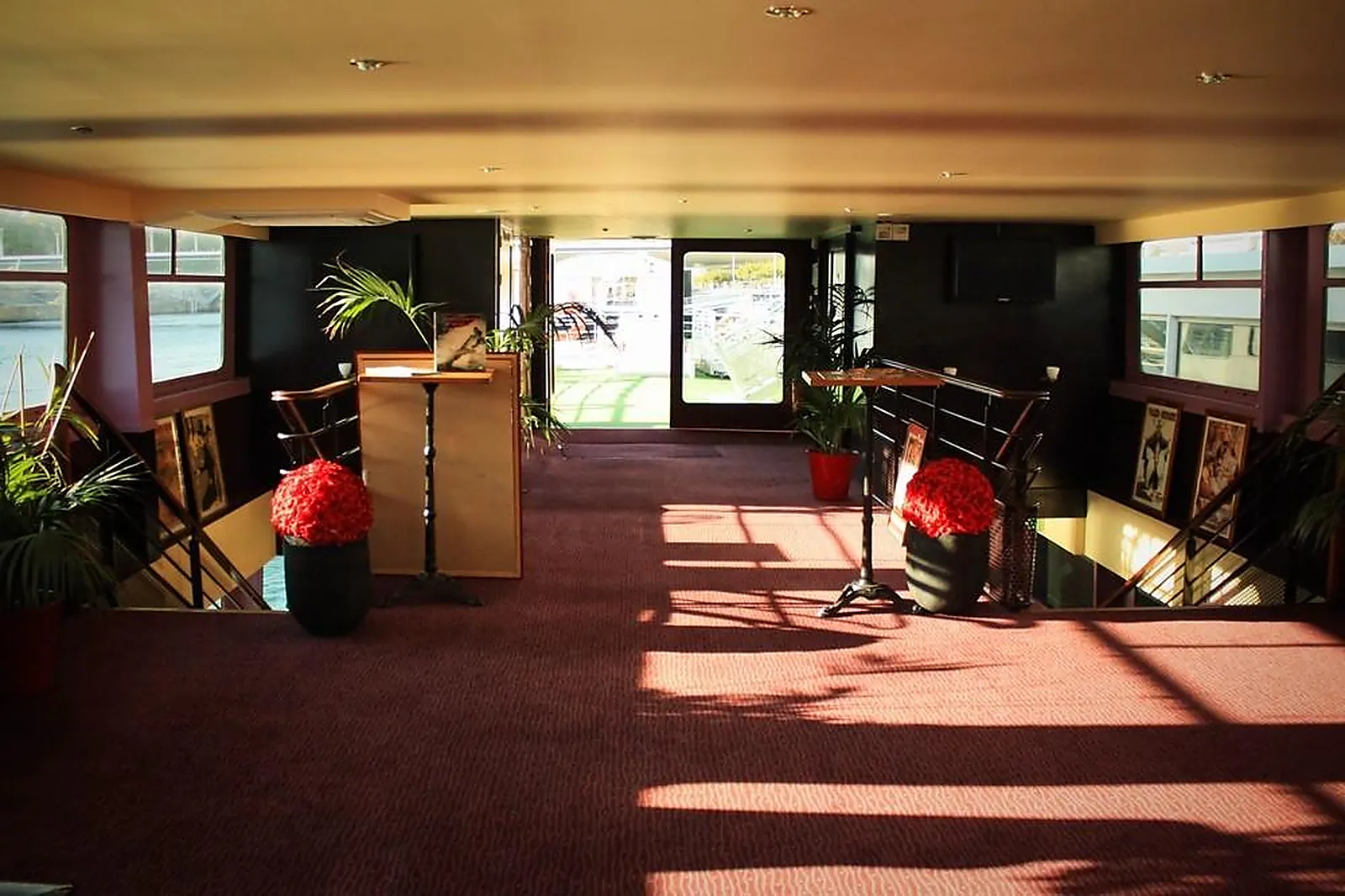 Lieux événementiels, COMPAGNIE JOCE