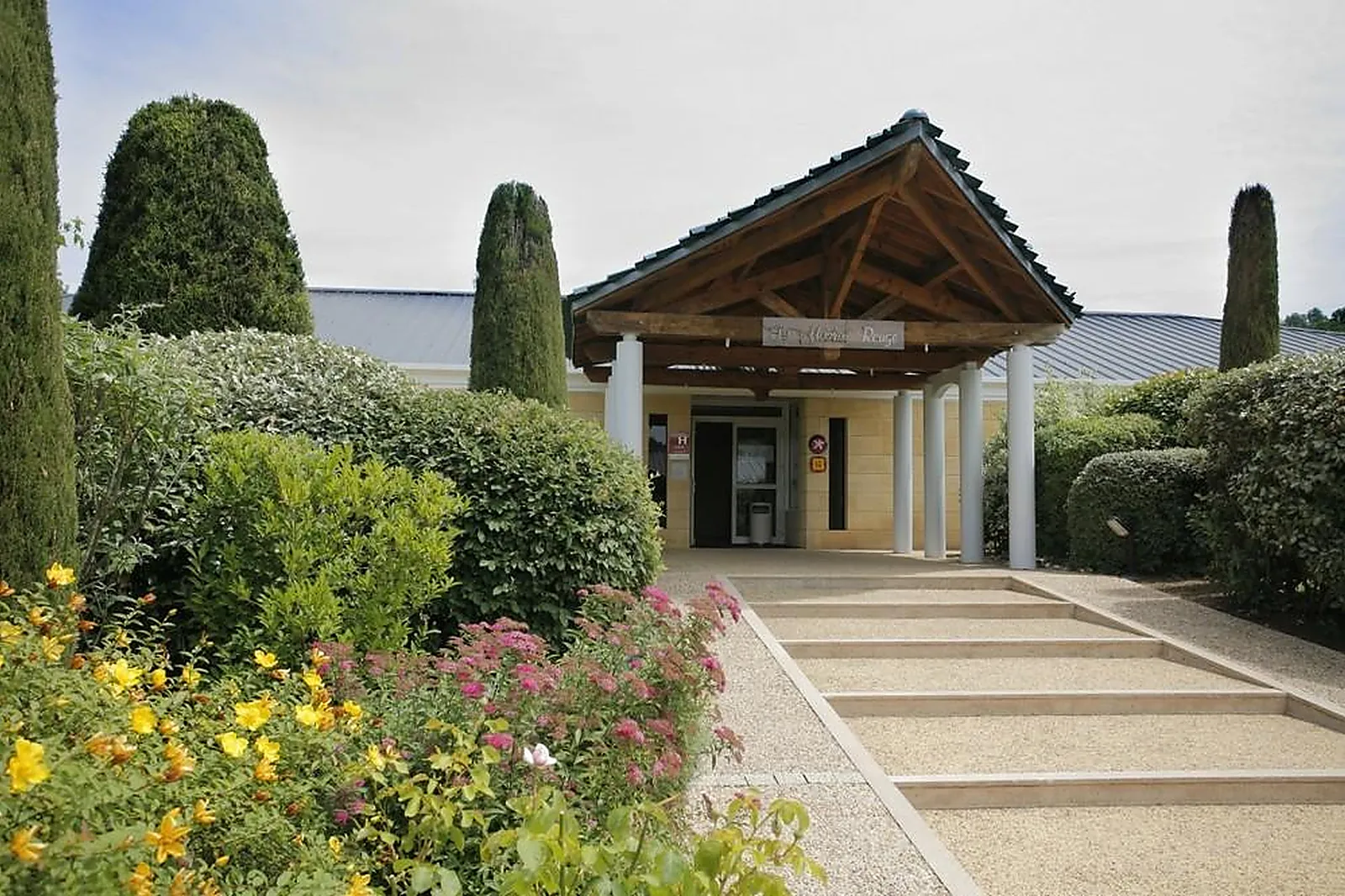 Lieux événementiels, COMPLEXE HÔTELIER LE MOULIN ROUGE