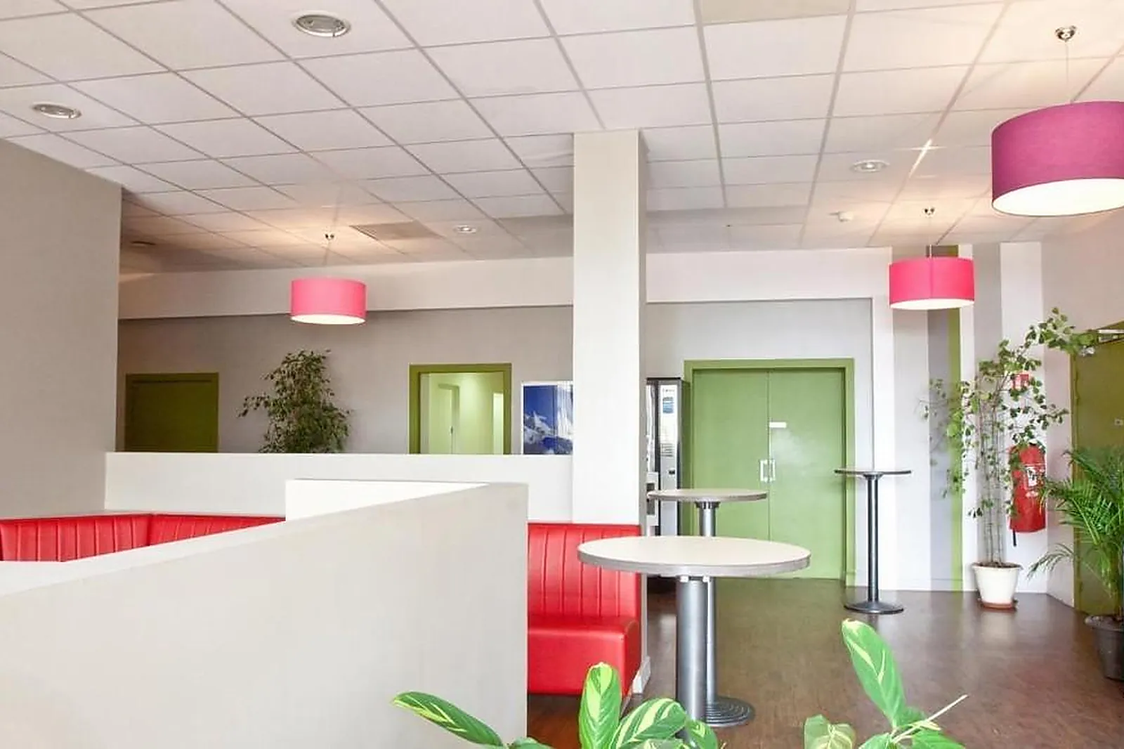 Lieux événementiels, COMPLEXE HÔTELIER REGAIN