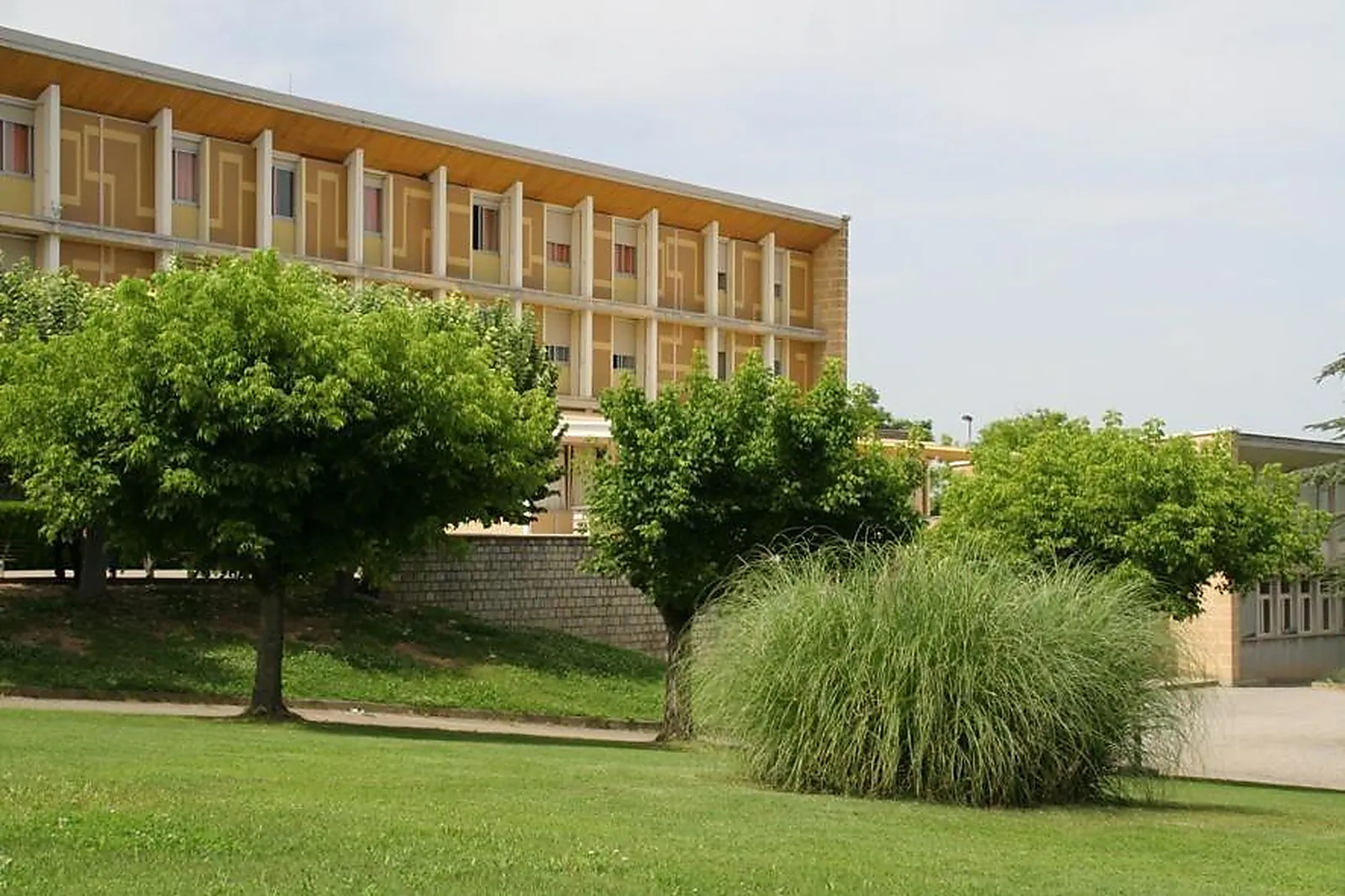 Lieux événementiels, COMPLEXE HÔTELIER REGAIN